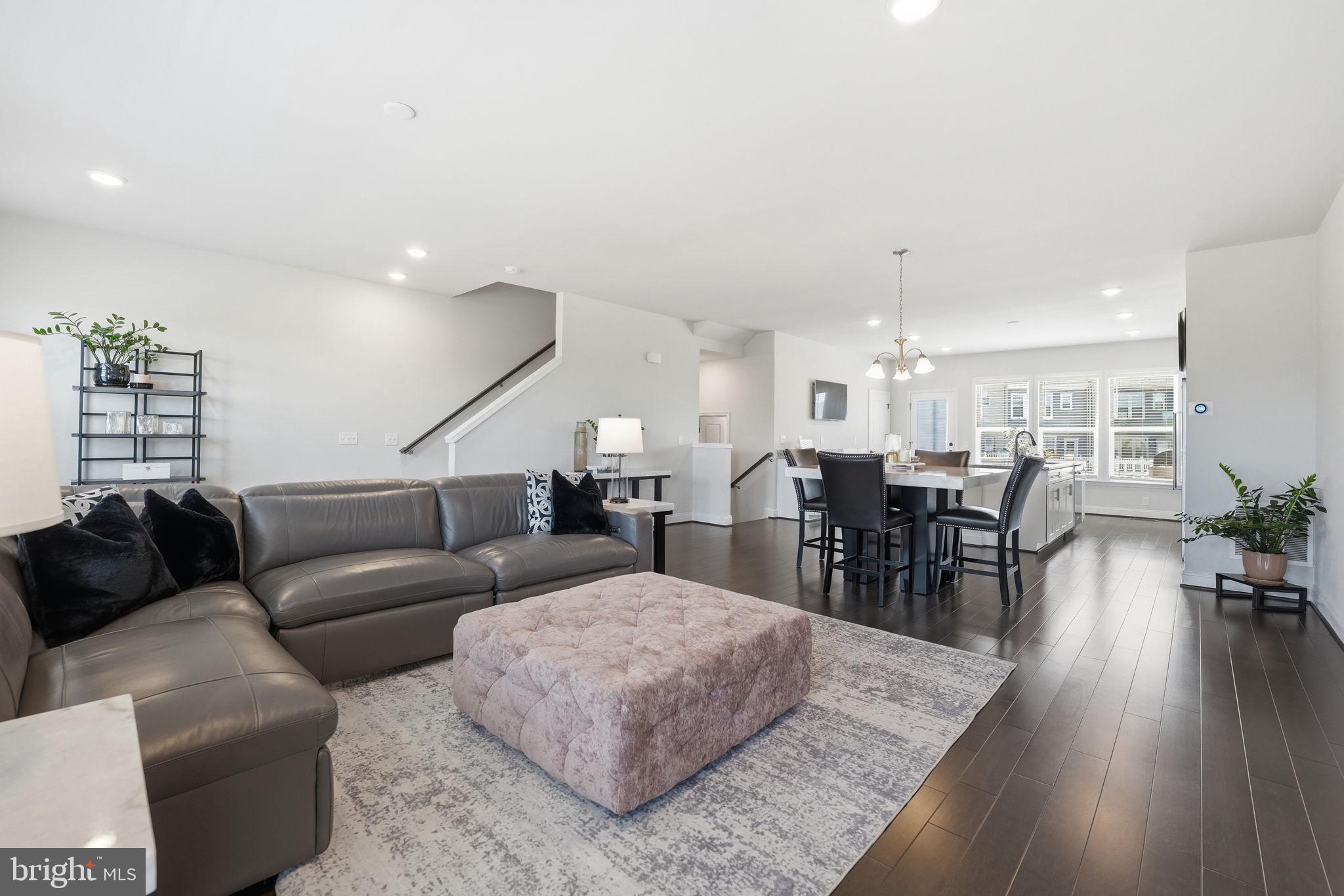 POTOMAC SHORES - Residential