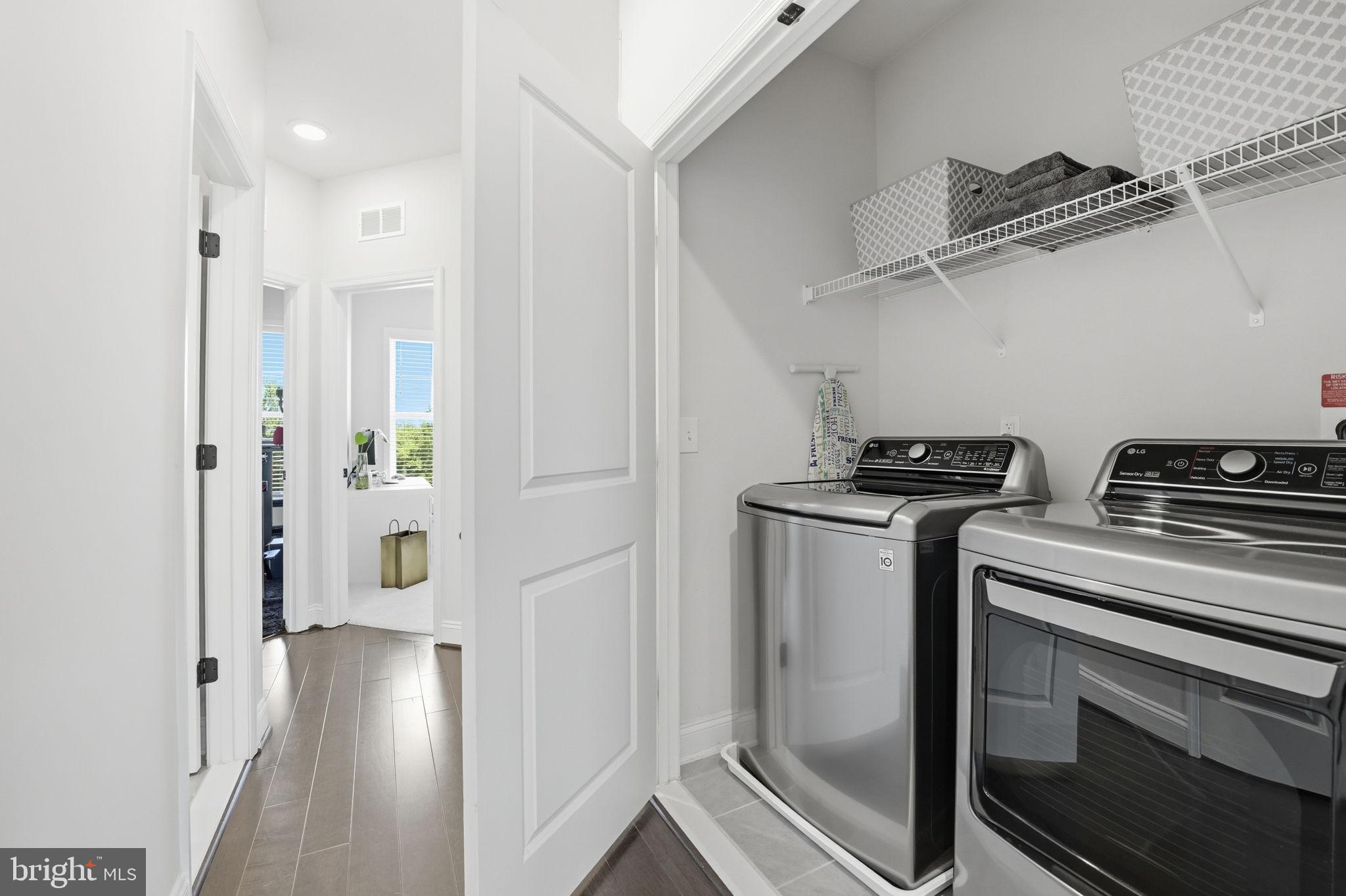 POTOMAC SHORES - Residential