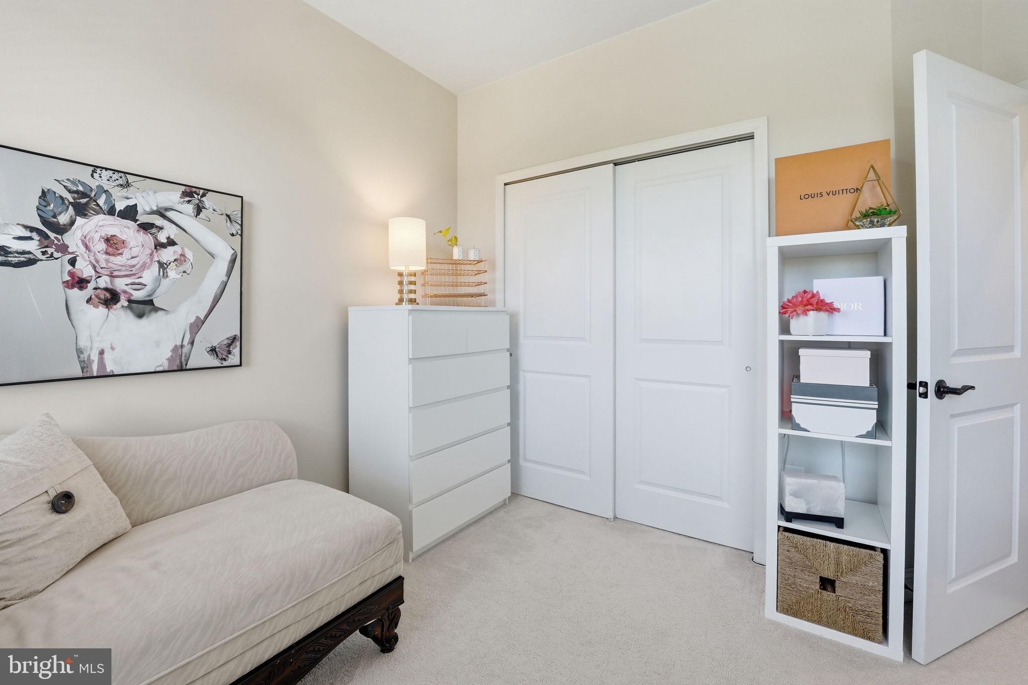 POTOMAC SHORES - Residential