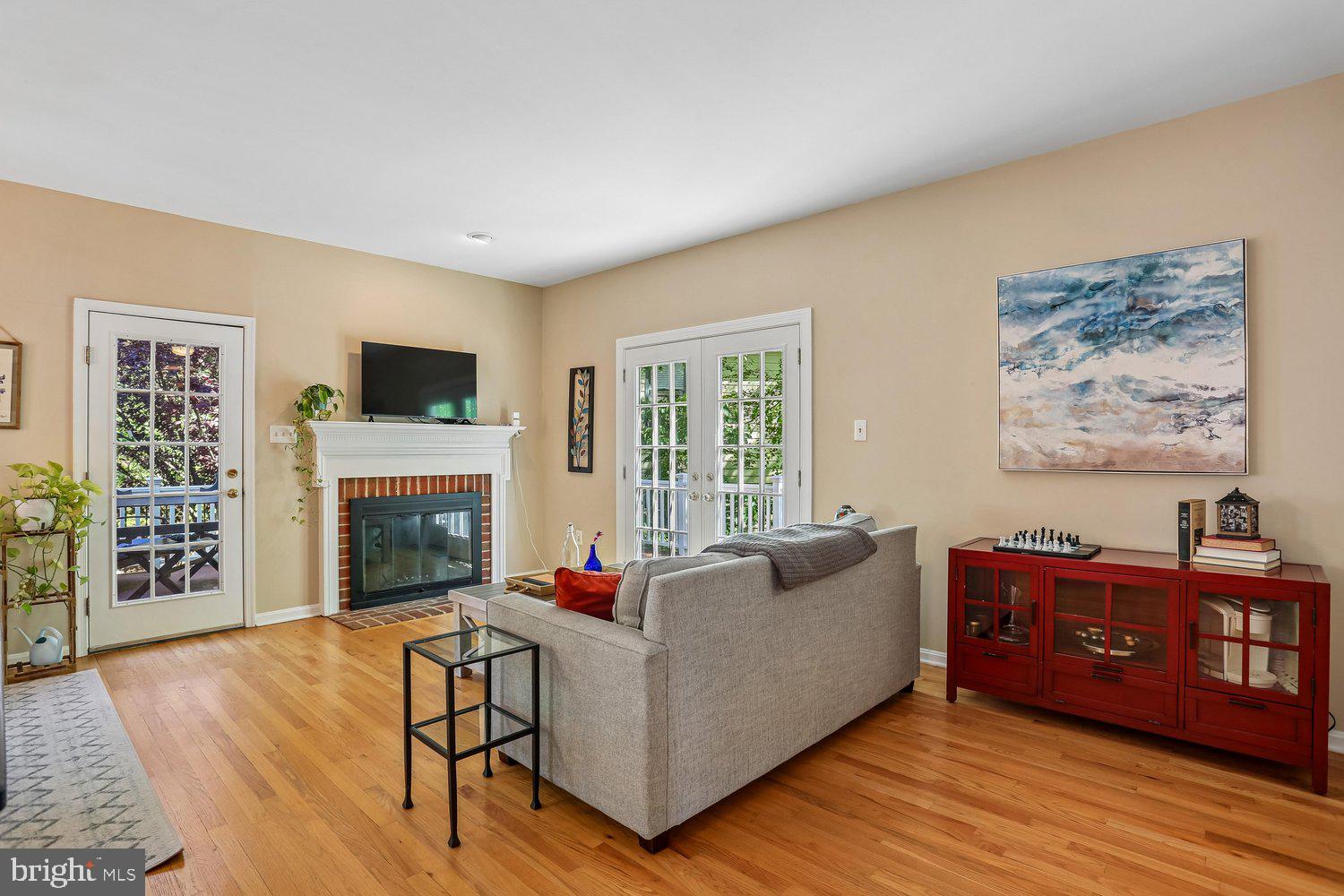 KENTLANDS - Residential