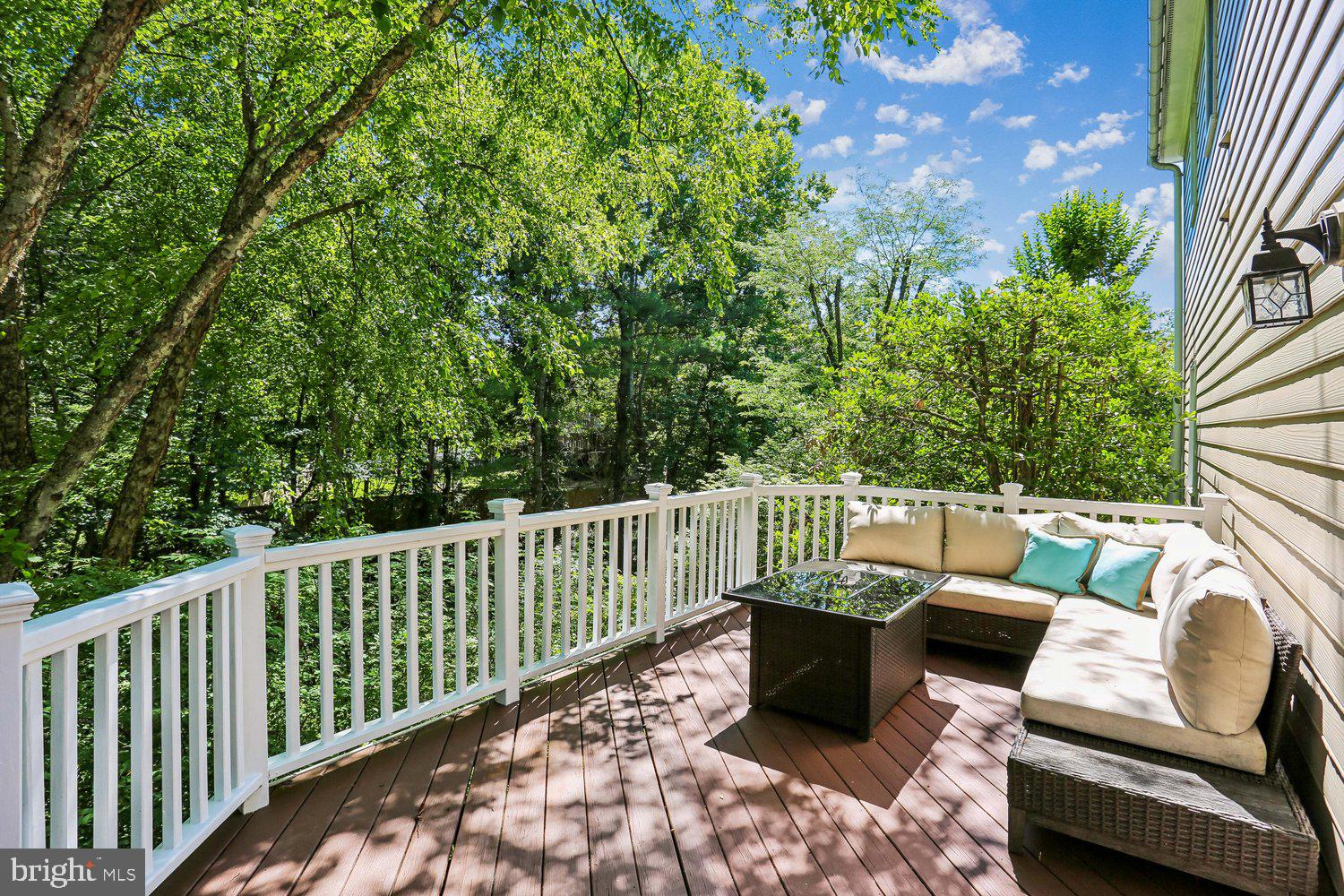 KENTLANDS - Residential