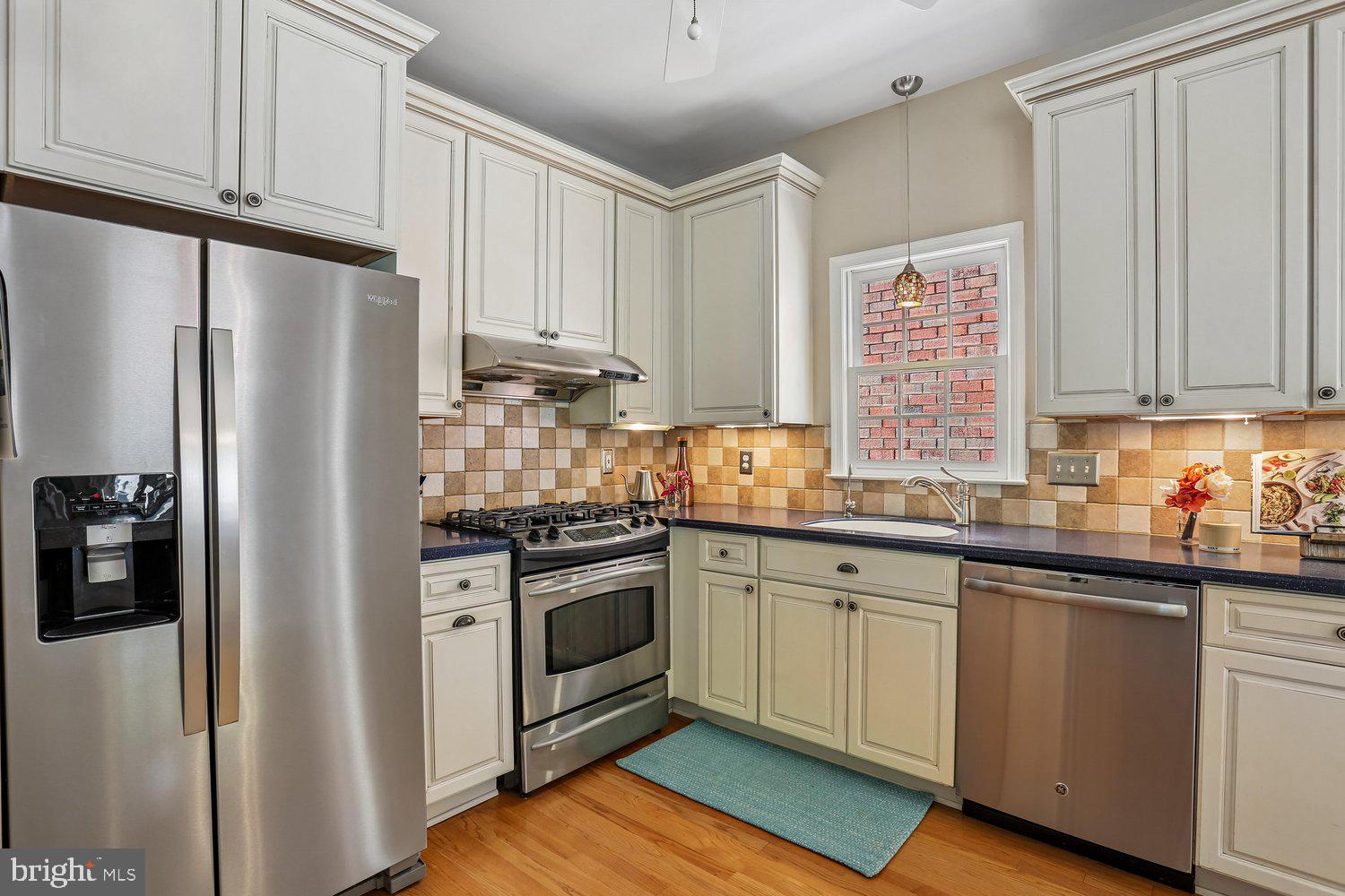 KENTLANDS - Residential