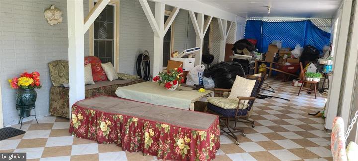 WOODBRIDGE PLAT 3 - Residential Lease