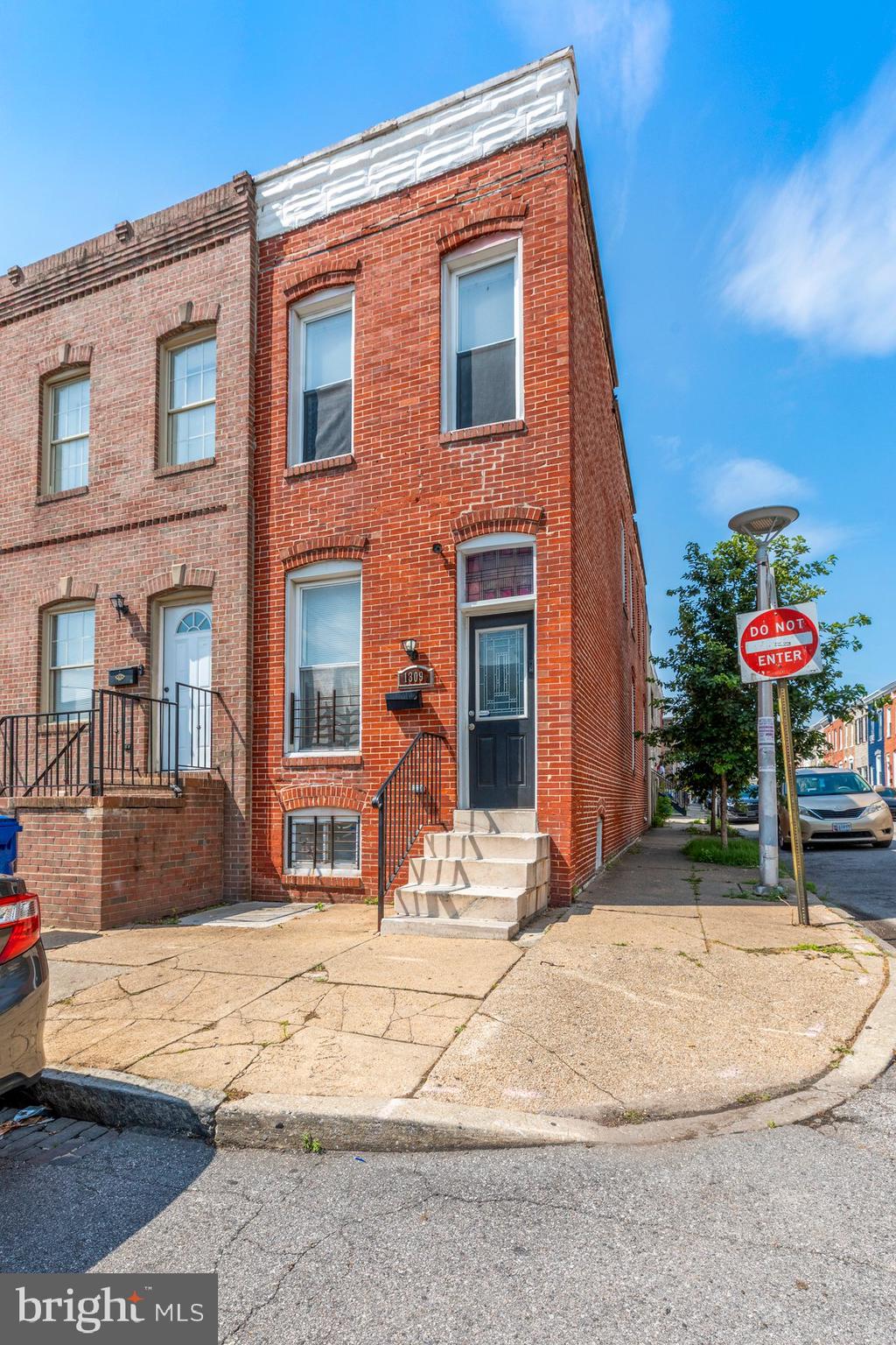 WASHINGTON VILLAGE - Residential