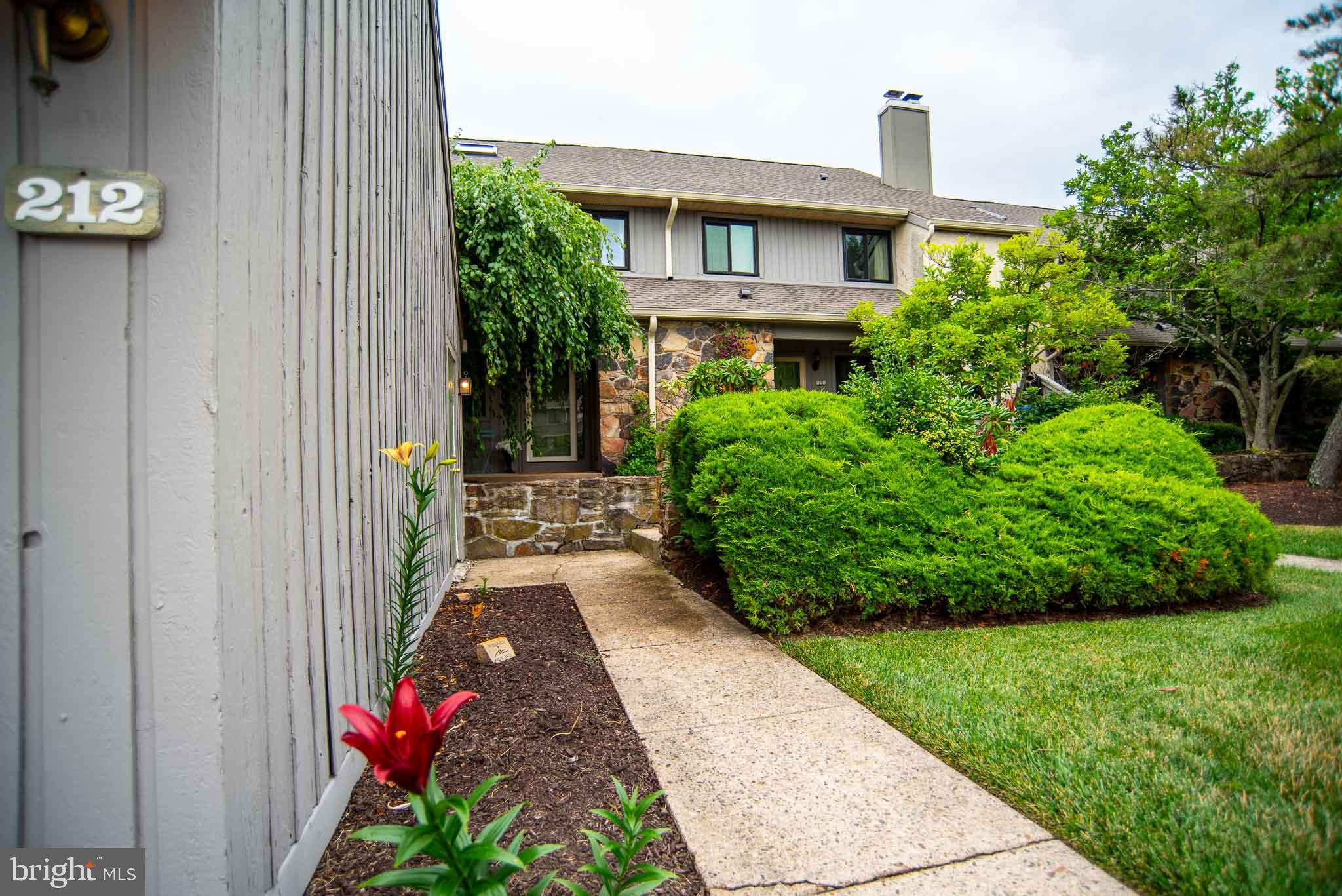 YARDLEY CORNERS - Residential