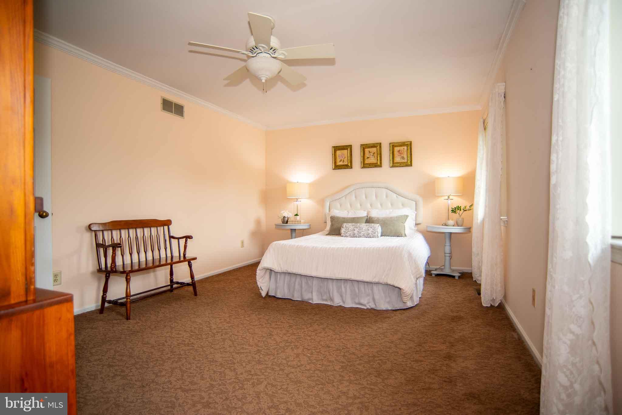 YARDLEY CORNERS - Residential