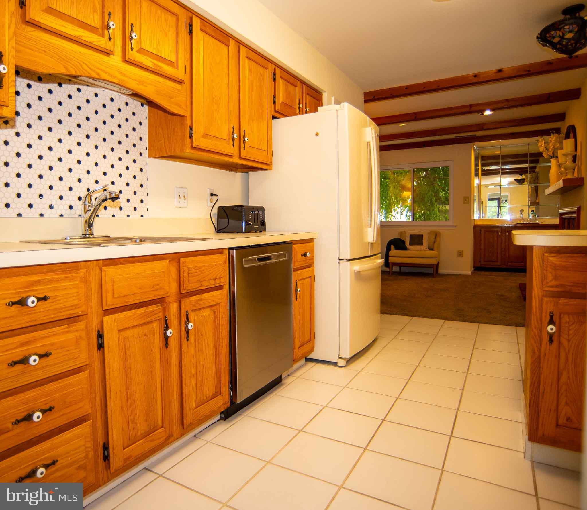 YARDLEY CORNERS - Residential