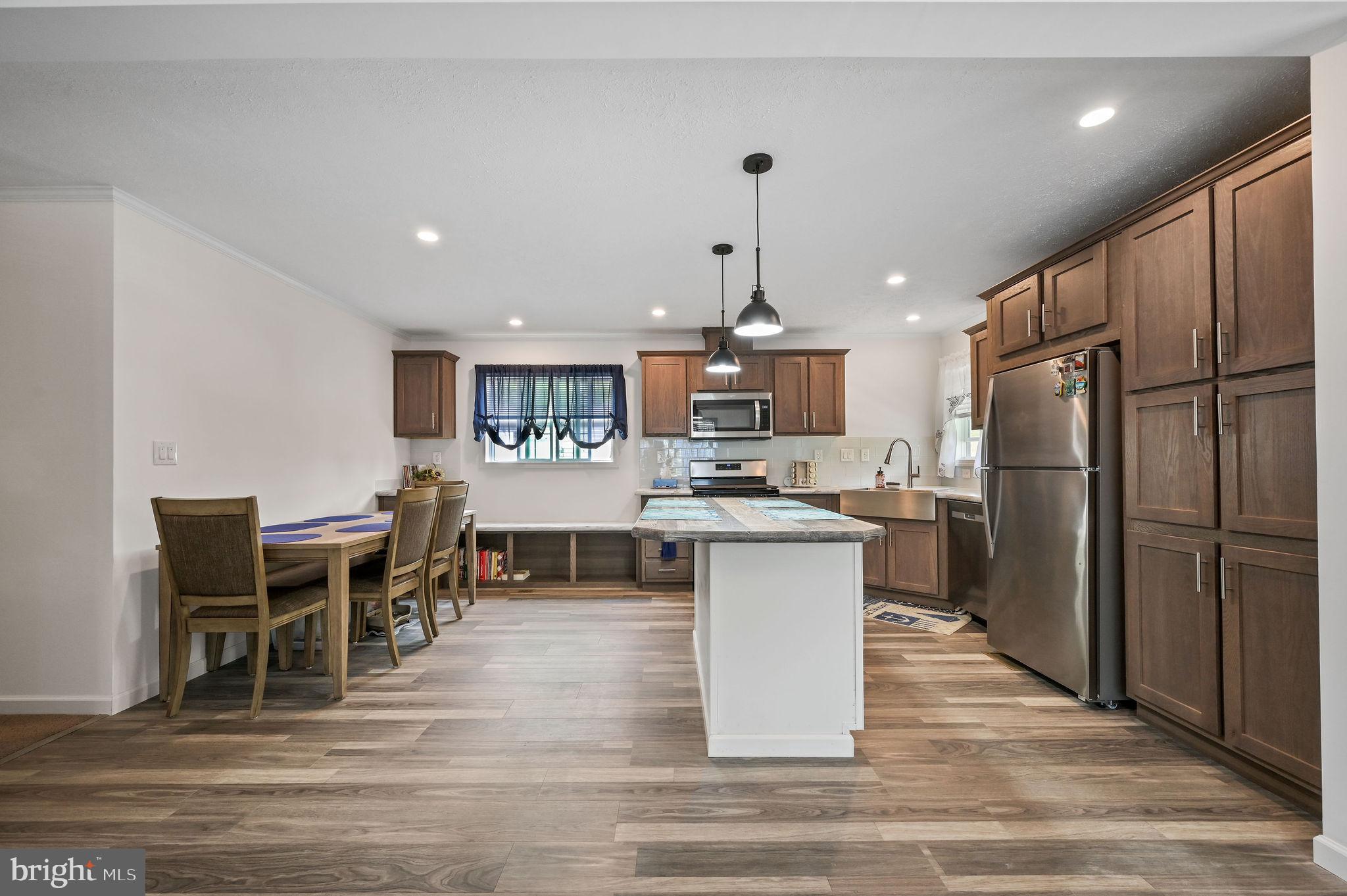 RIDGEWOOD MHP - Residential