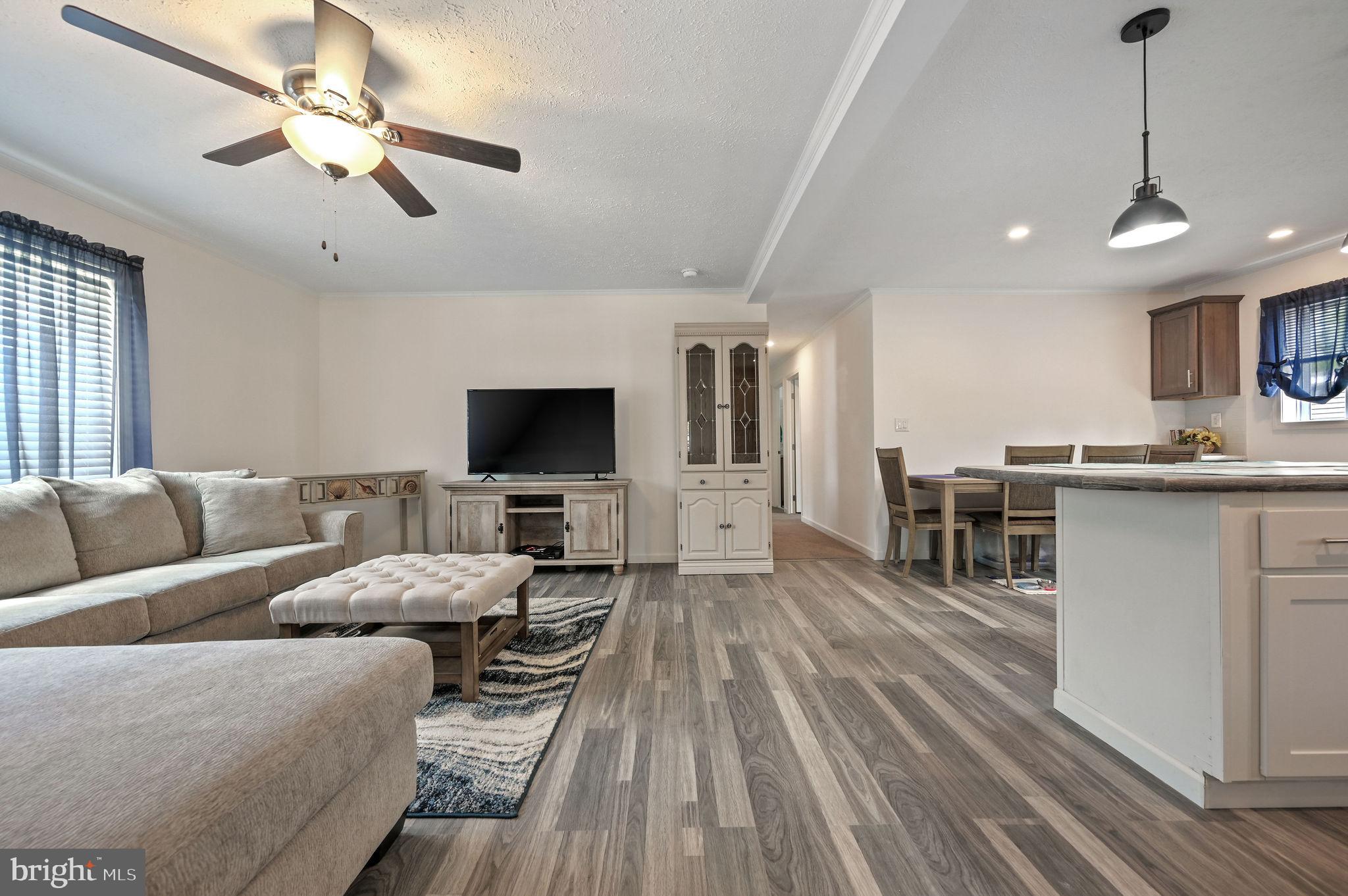 RIDGEWOOD MHP - Residential