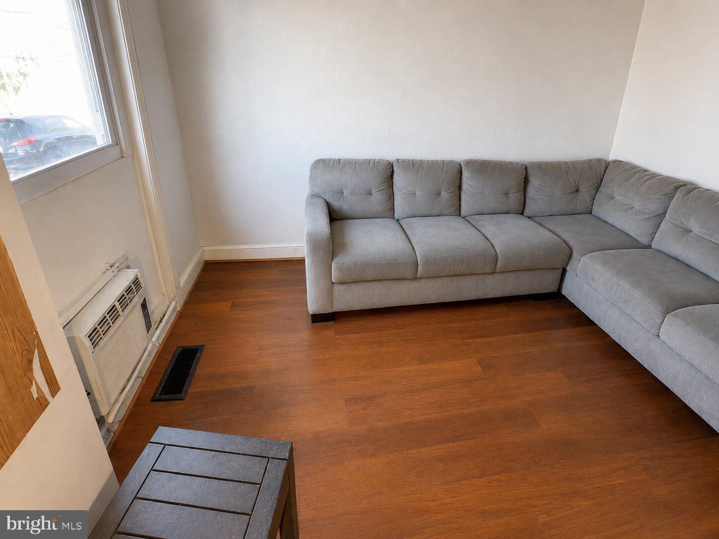 HIGHLANDTOWN - Residential