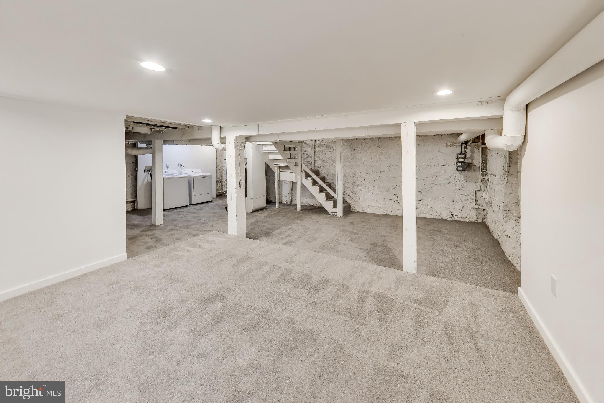 EASTERWOOD - Residential