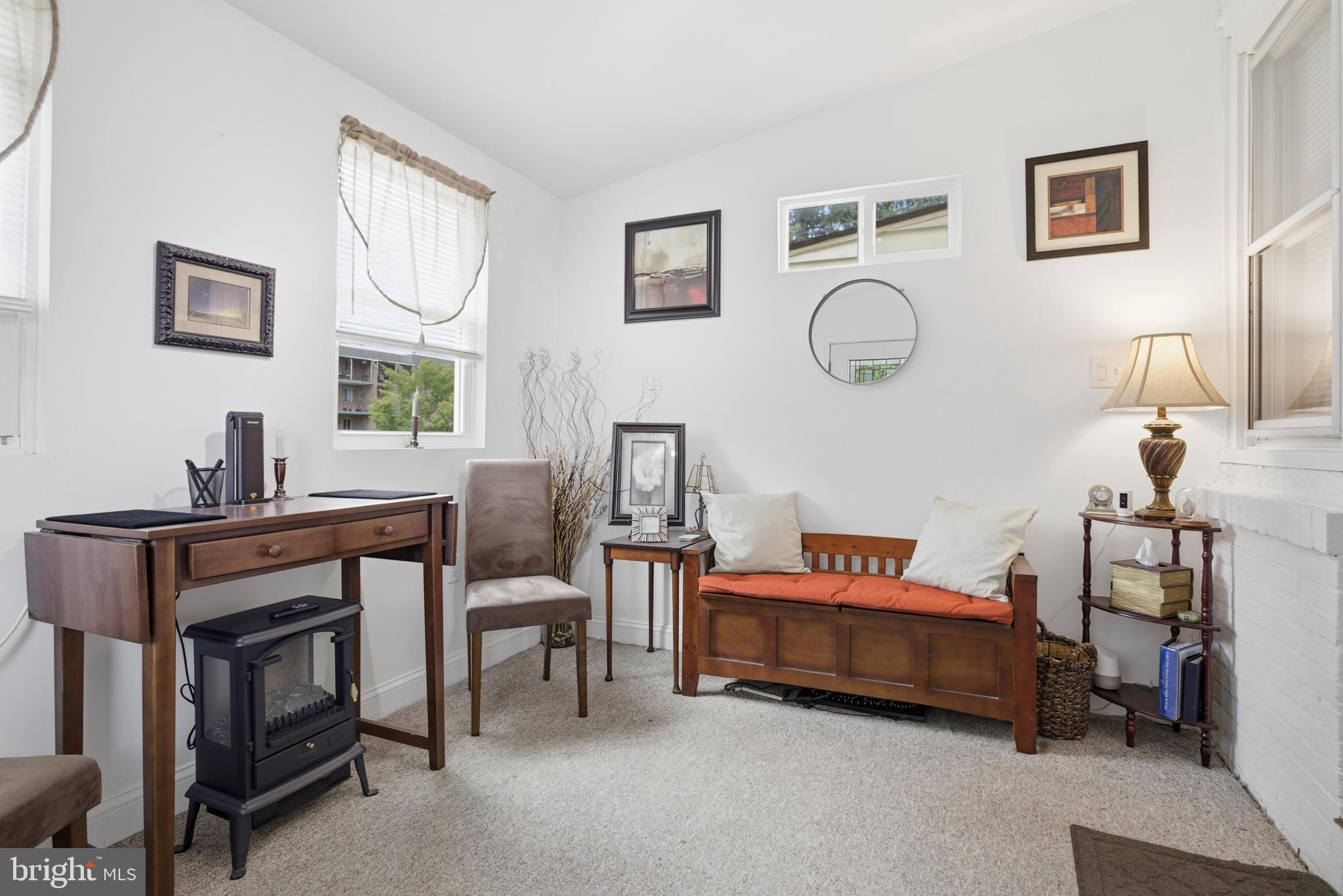 WILDMAN ARMS - Residential