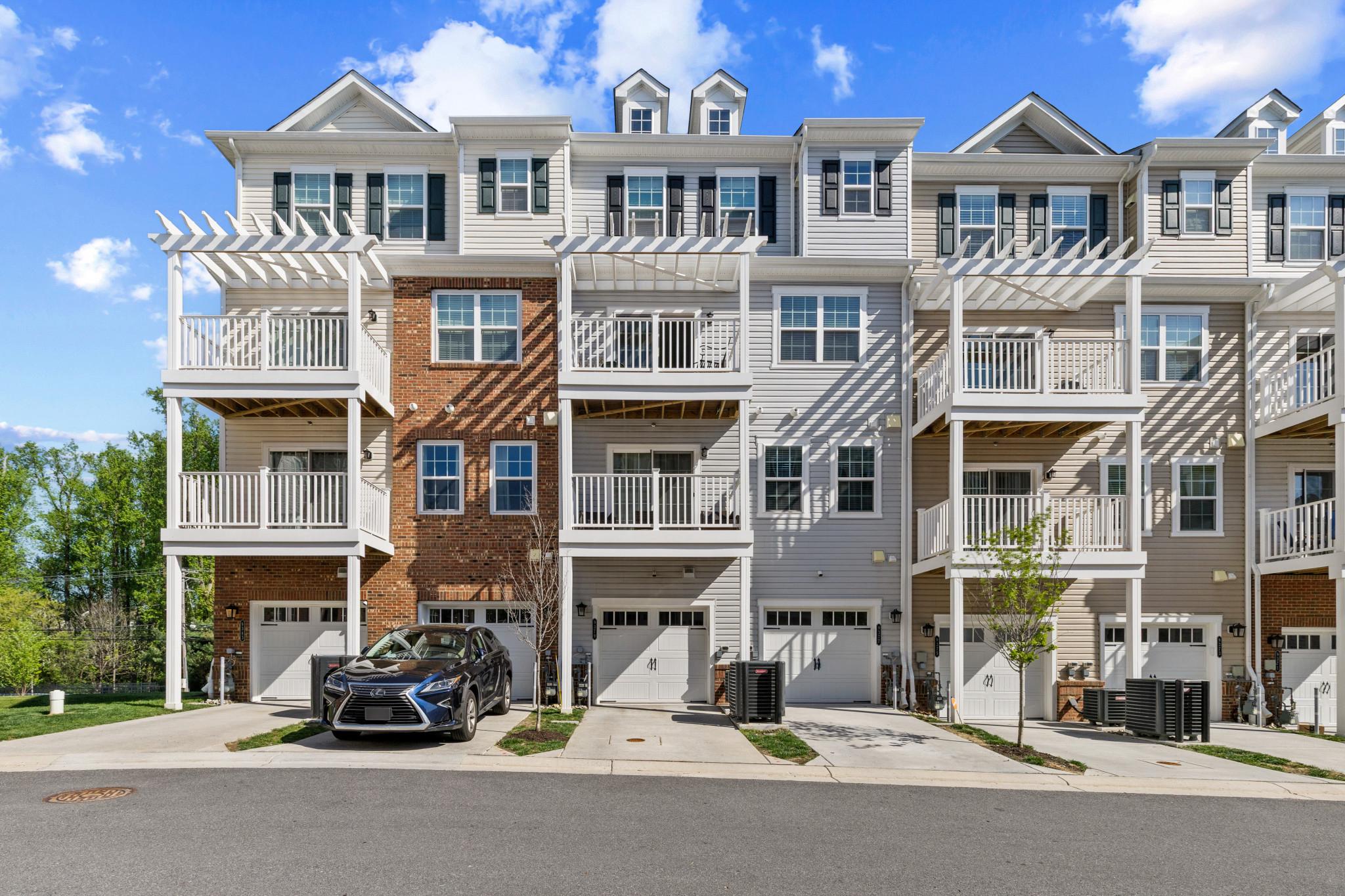 BALLARD GREEN - Residential