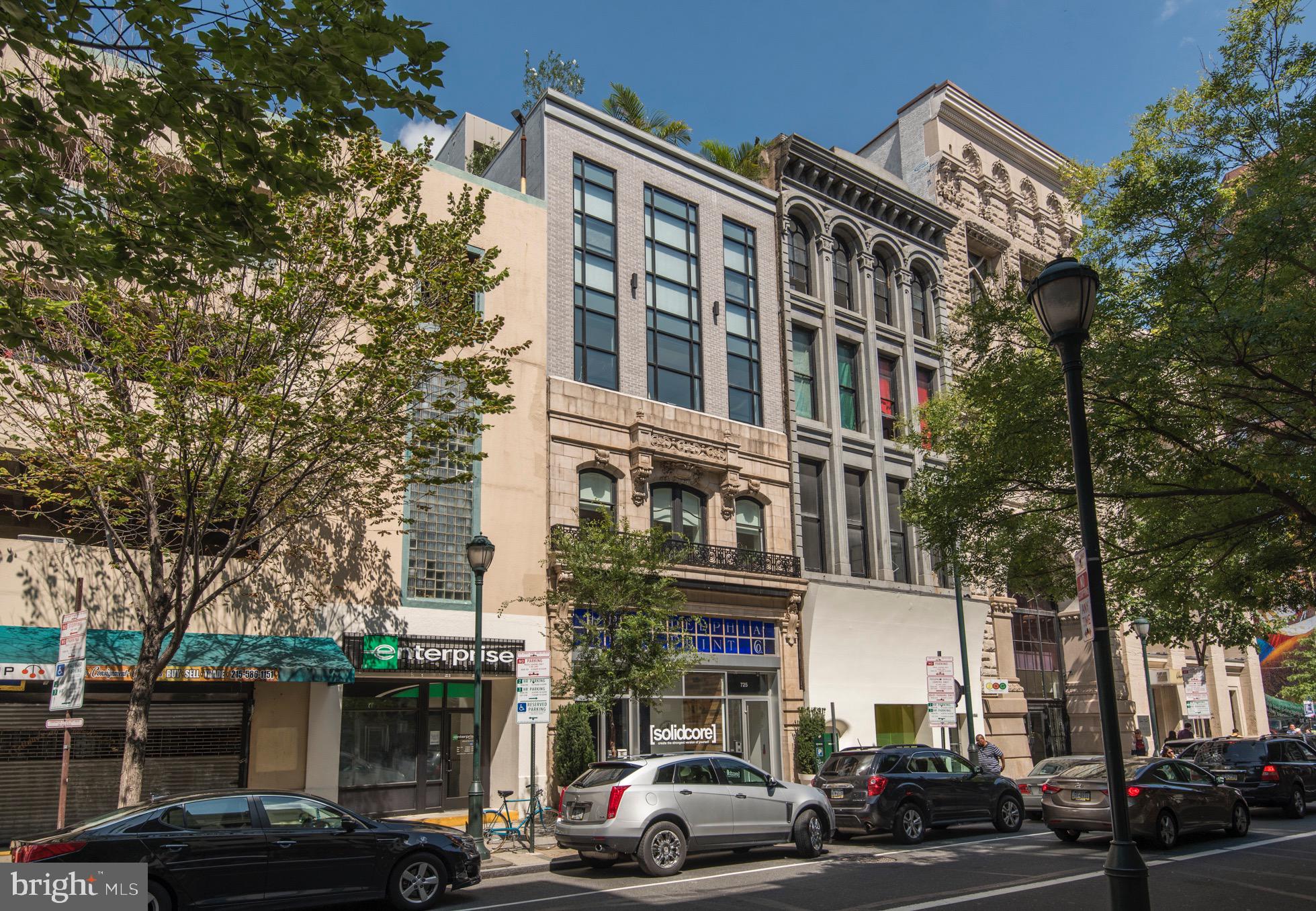 WASHINGTON SQ - Residential