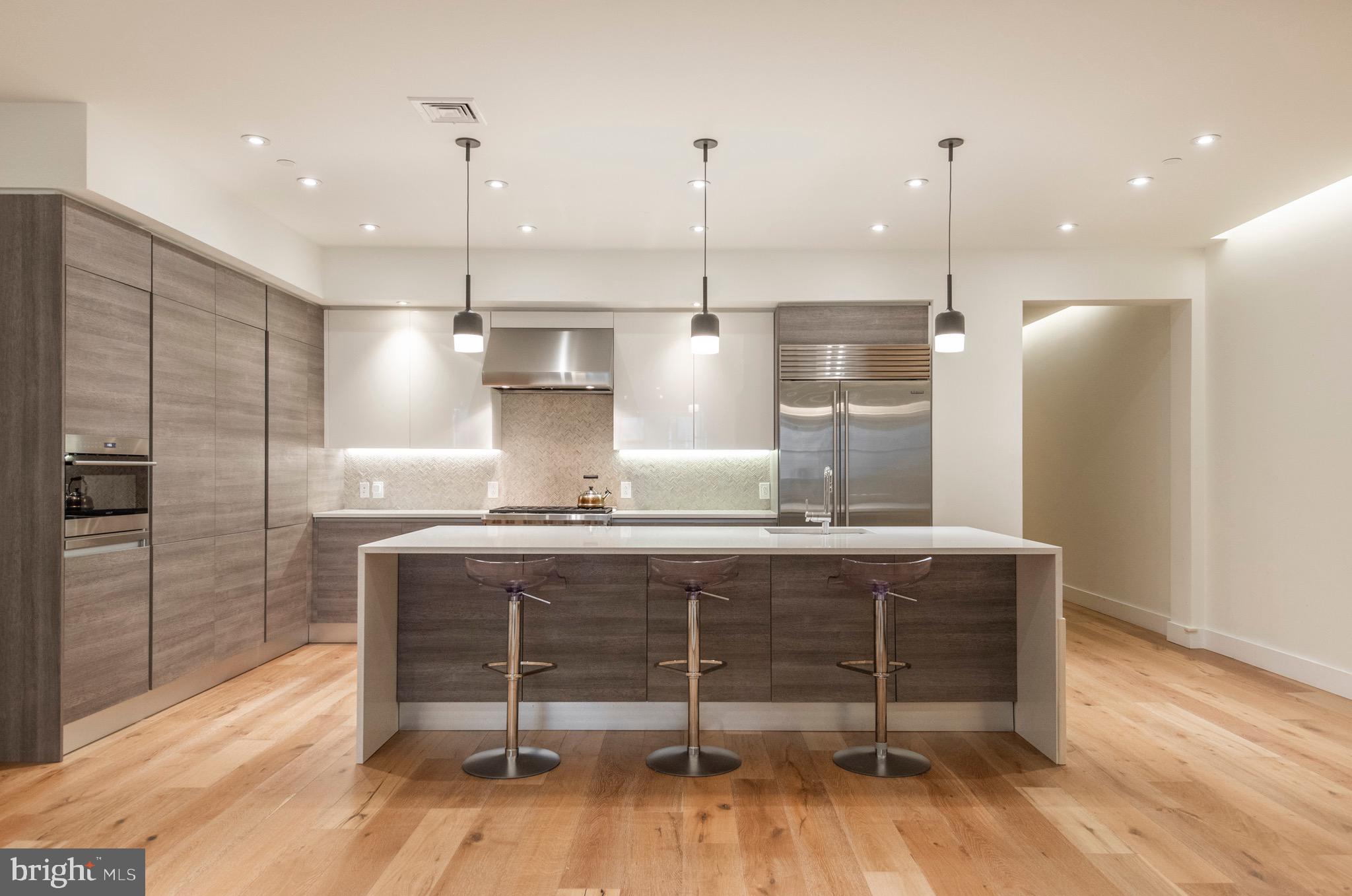 WASHINGTON SQ - Residential
