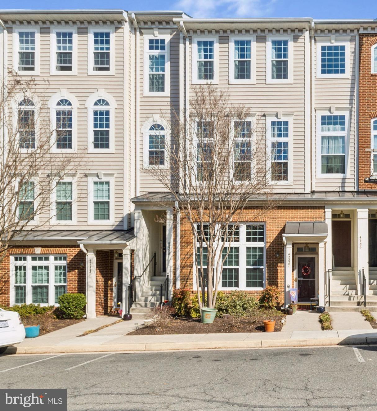 AMBER SPRING CONDOMINIUMS - Residential