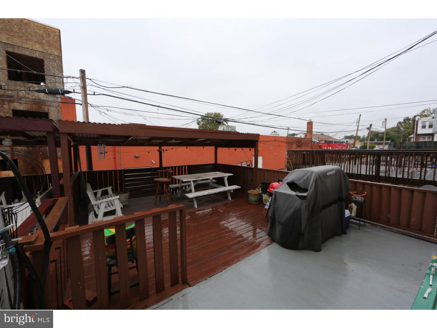 WEST OAK LANE - Residential