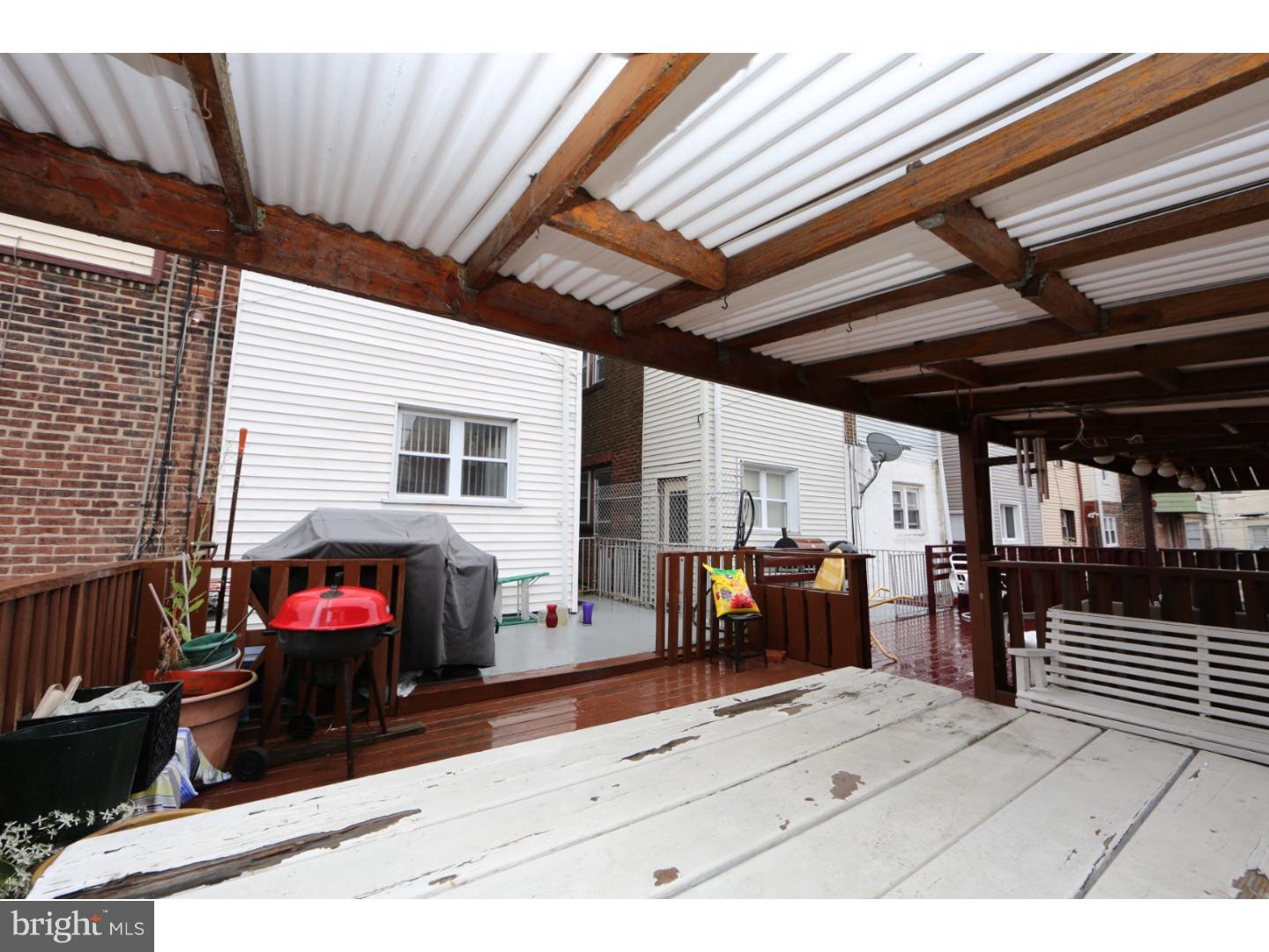 WEST OAK LANE - Residential