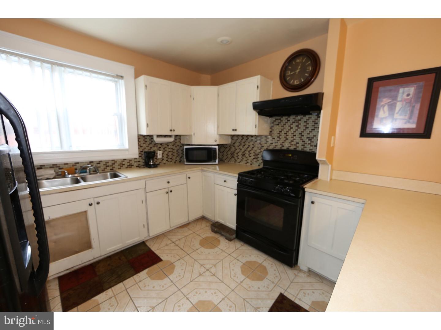 WEST OAK LANE - Residential