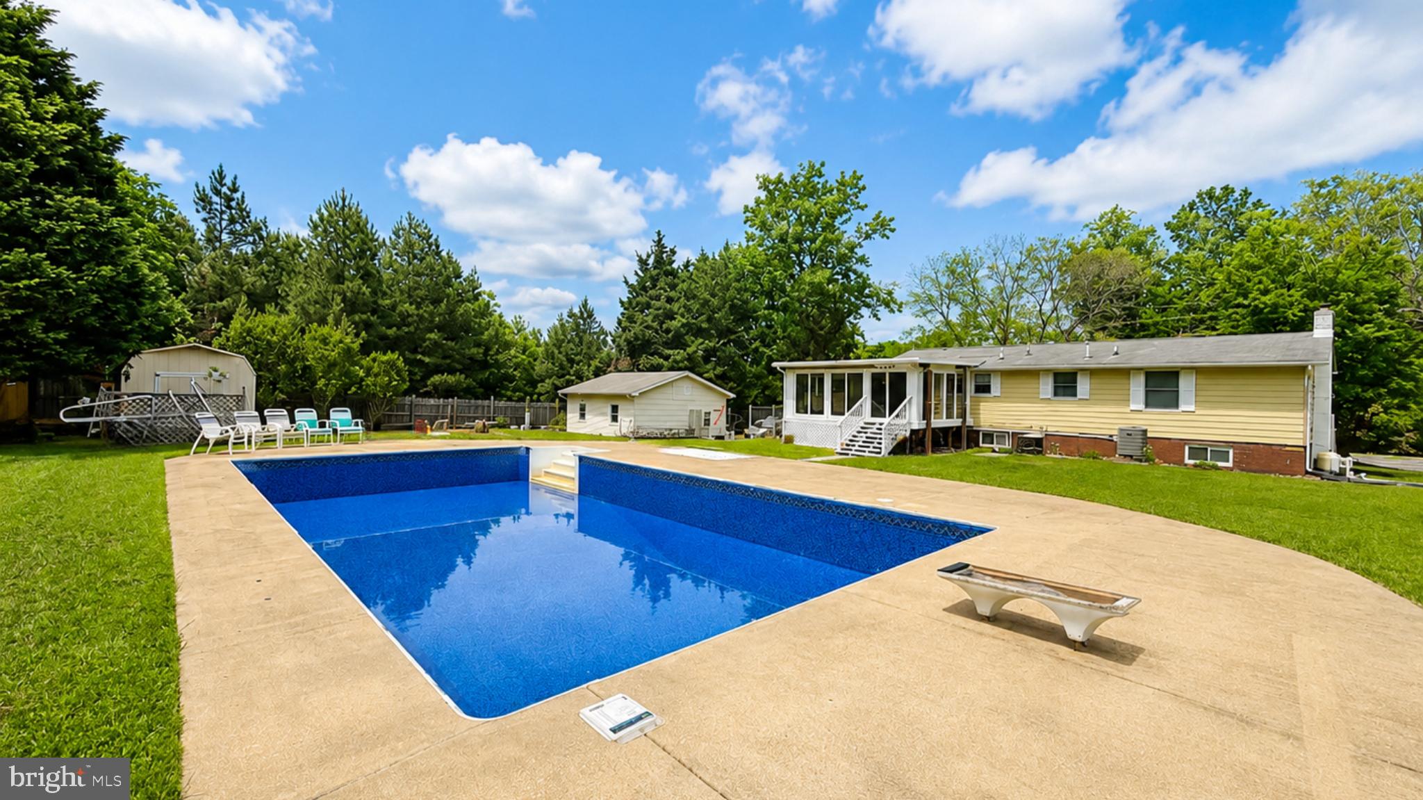 DRUM POINT - Residential