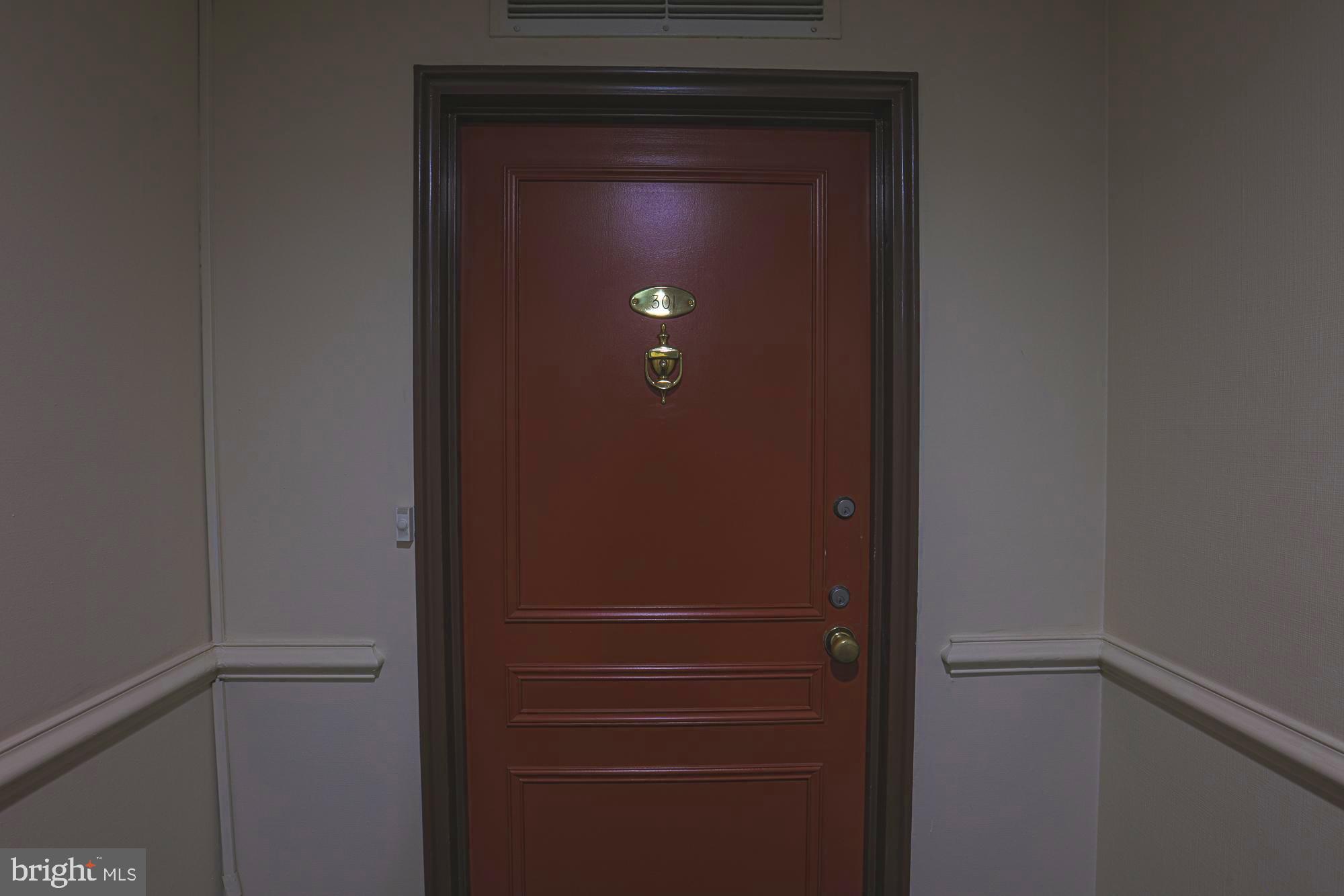 ELEVEN SLADE - Residential