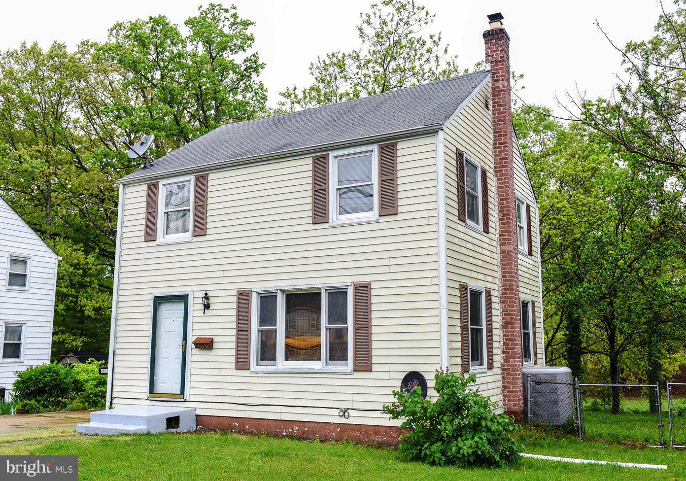Check out this wonderful home in three bed 1 bath home in Lexington Park! Walking distance to Pax NAS and just minutes away from shopping and local attractions. The first level of this home includes a great sized living room, separate dining area and a kitchen. Upstairs hosts 3 bedrooms and a shared bathroom. The basement is unfinished with a washer and dryer.