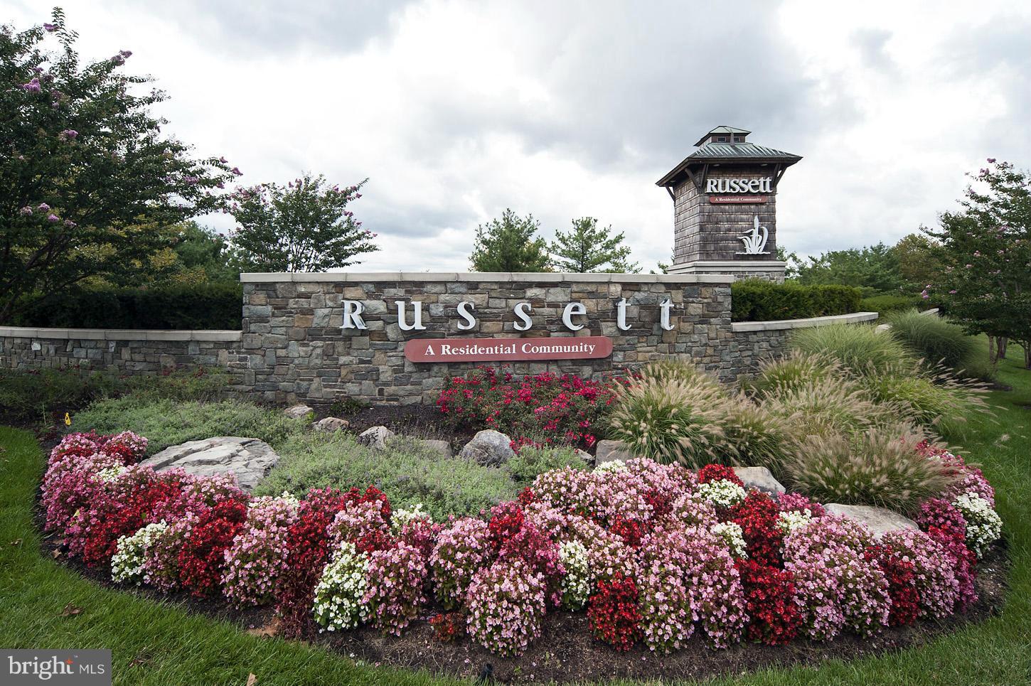 RUSSETT - Residential