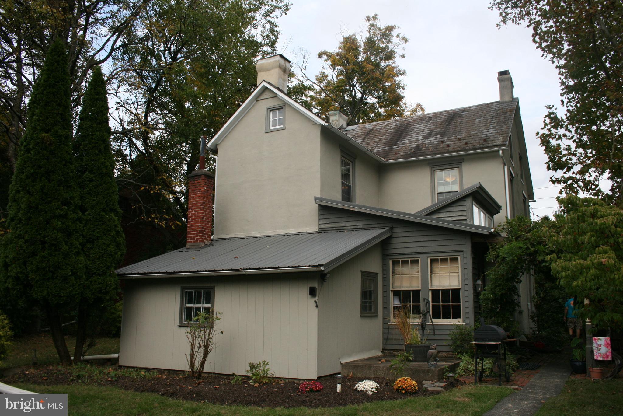 APPLEBACHSVILLE - Residential