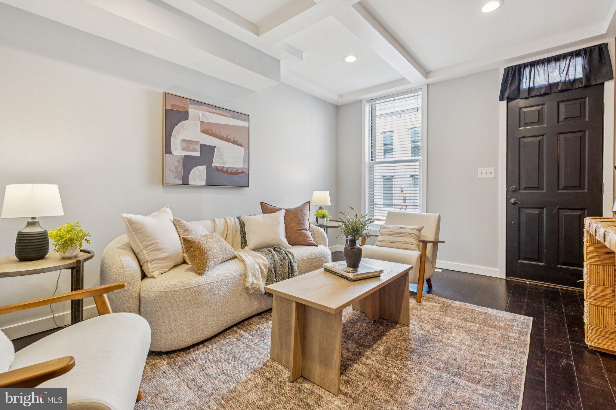 LOCUST POINT - Residential