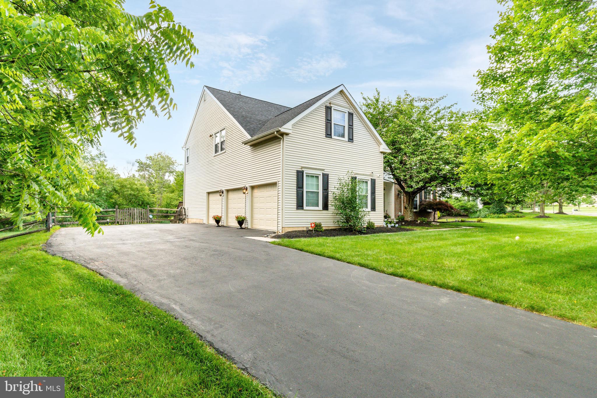 GWYNWOOD POND - Residential