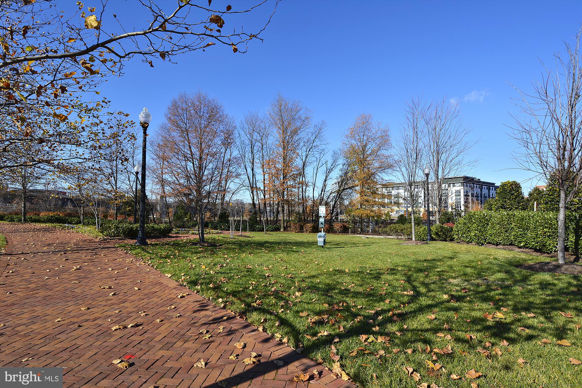 JAMES BLAND HOMES - Residential Lease