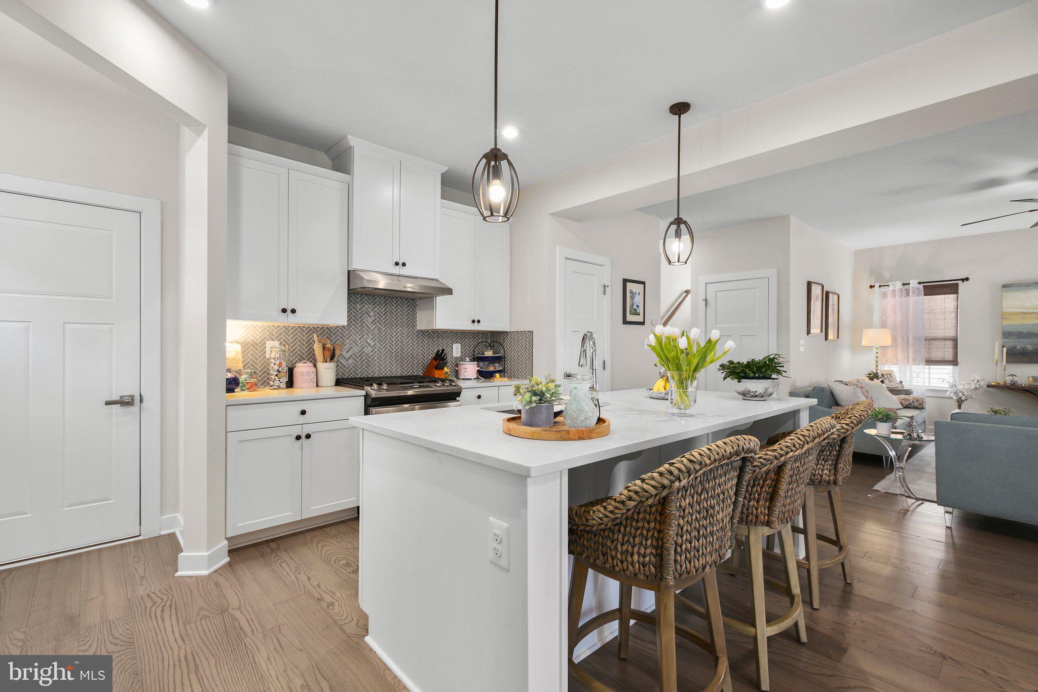 FREDERICKSBURG - Residential