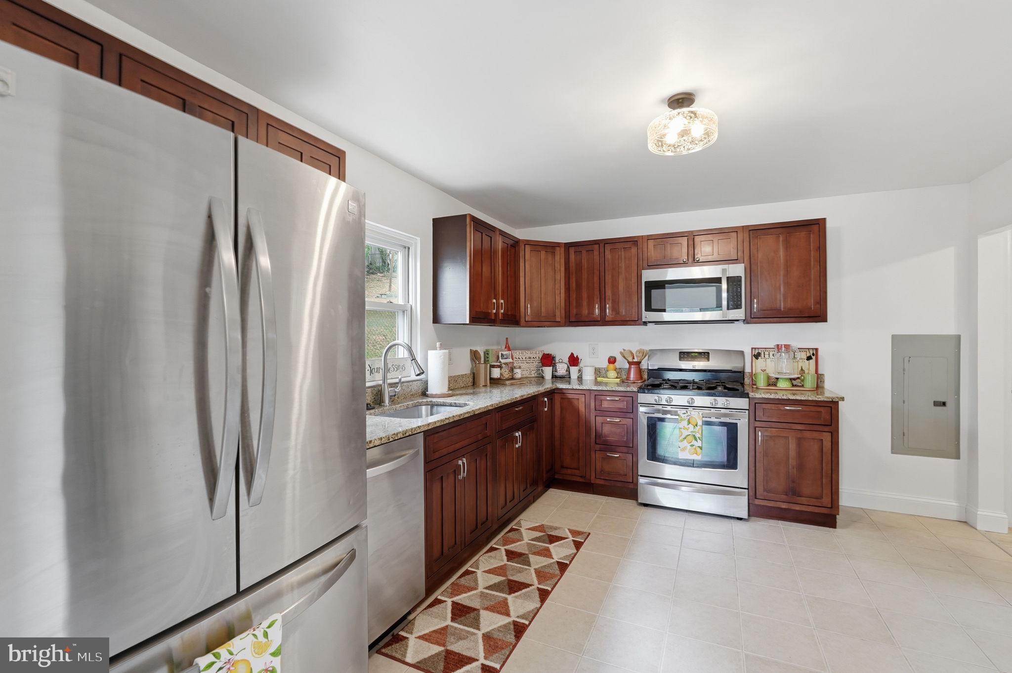 WASHINGTON SUBURBAN HOME - Residential