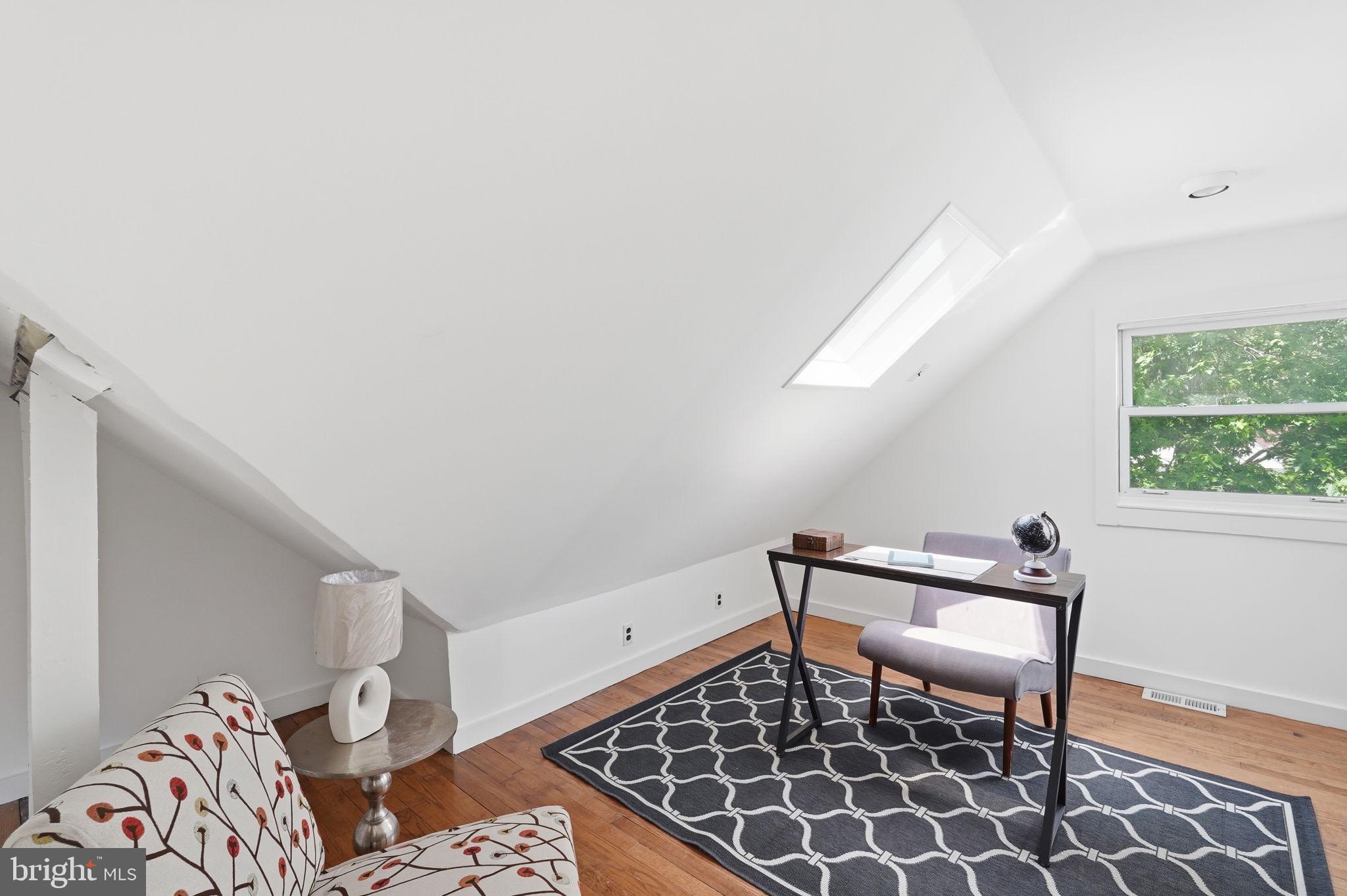 WASHINGTON SUBURBAN HOME - Residential