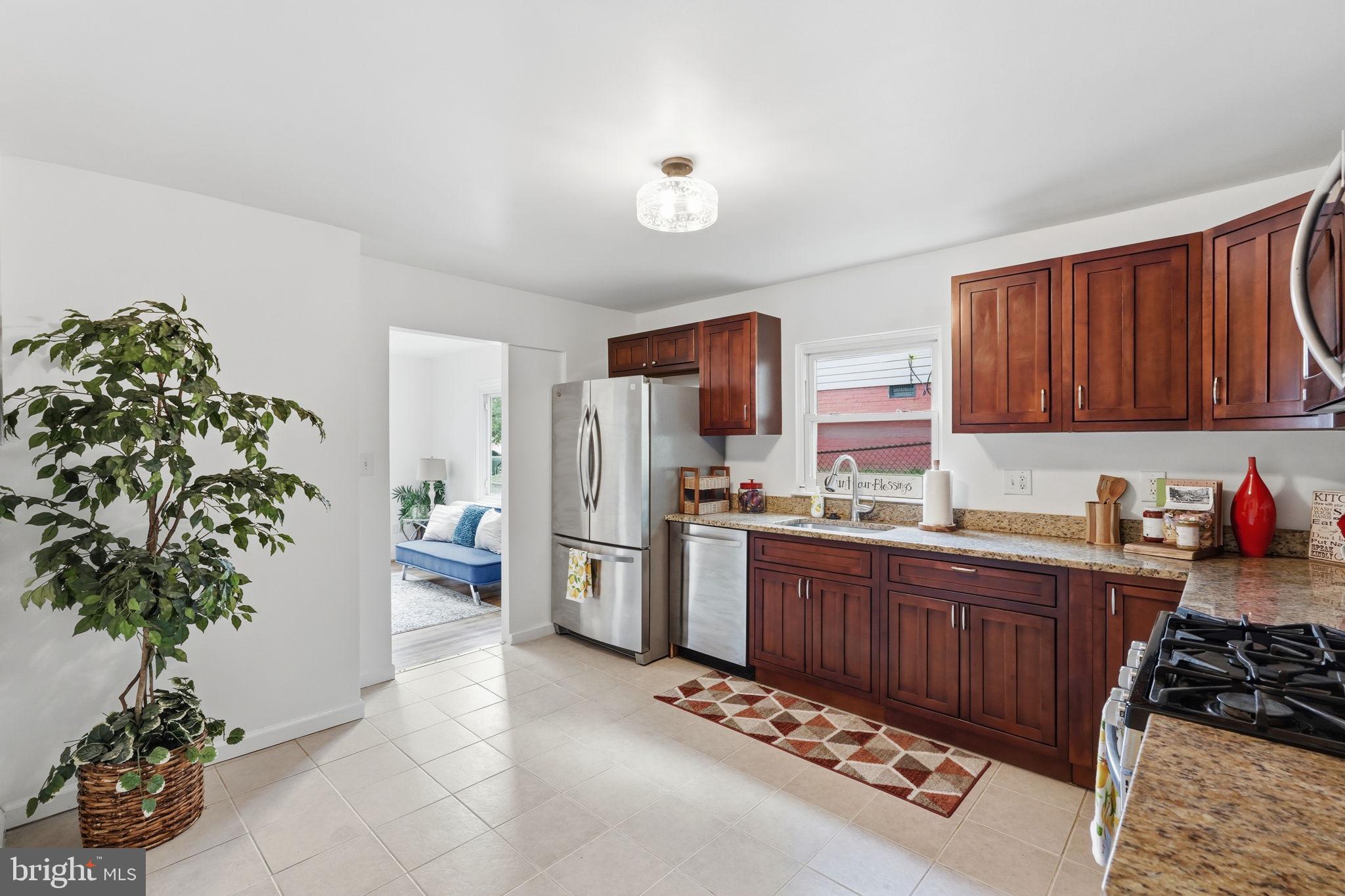 WASHINGTON SUBURBAN HOME - Residential