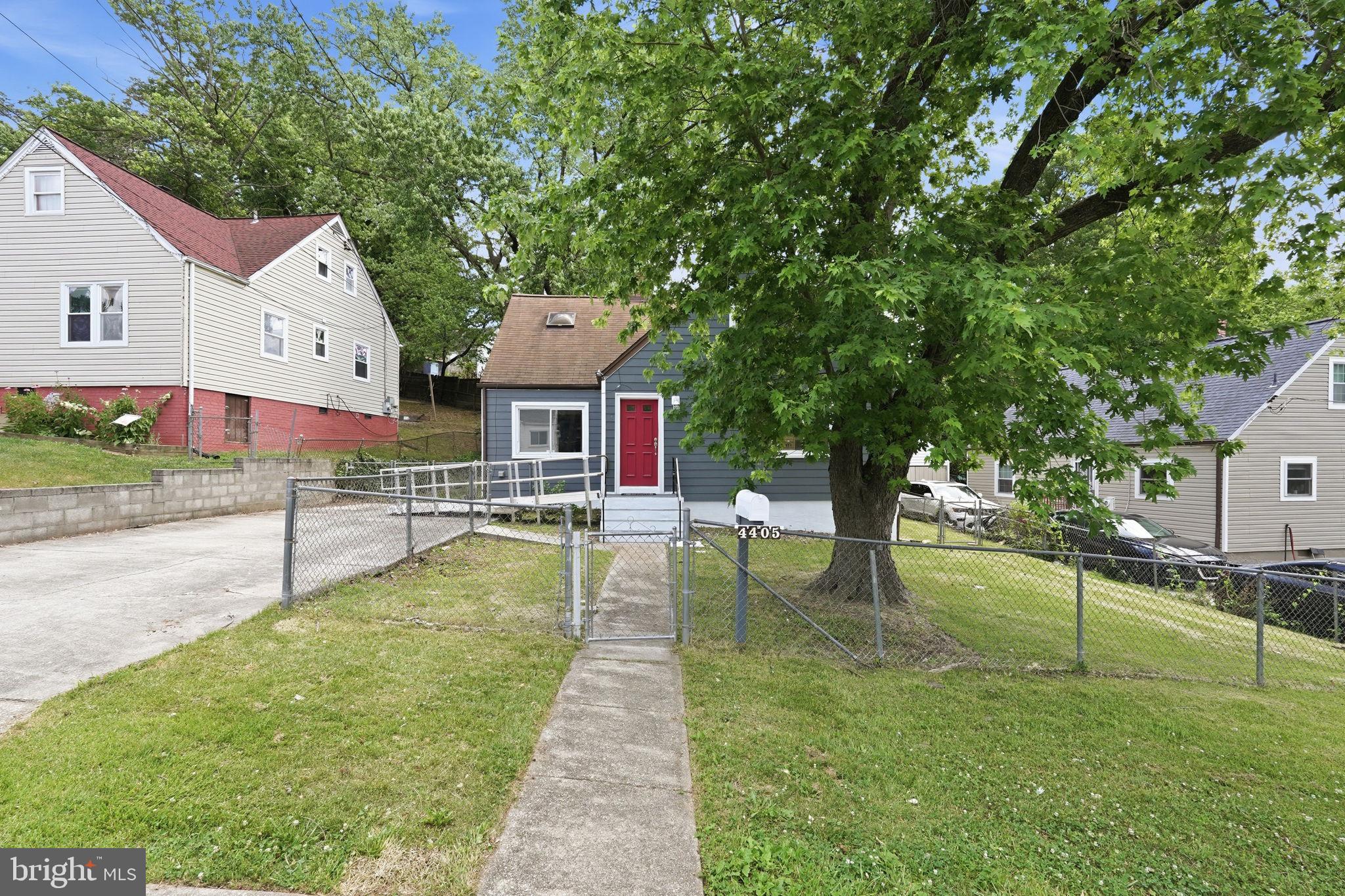 WASHINGTON SUBURBAN HOME - Residential