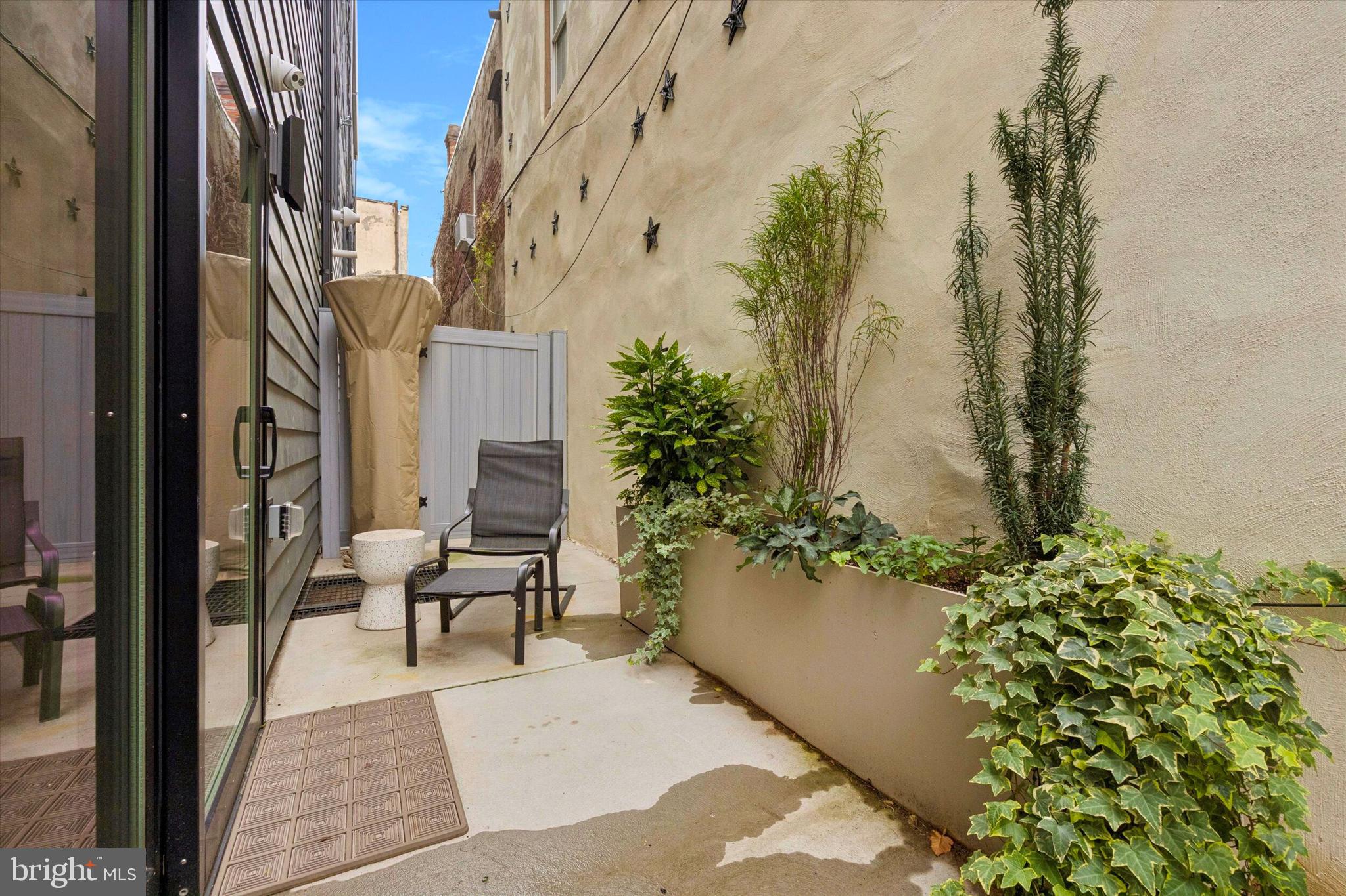 PASSYUNK SQUARE - Residential
