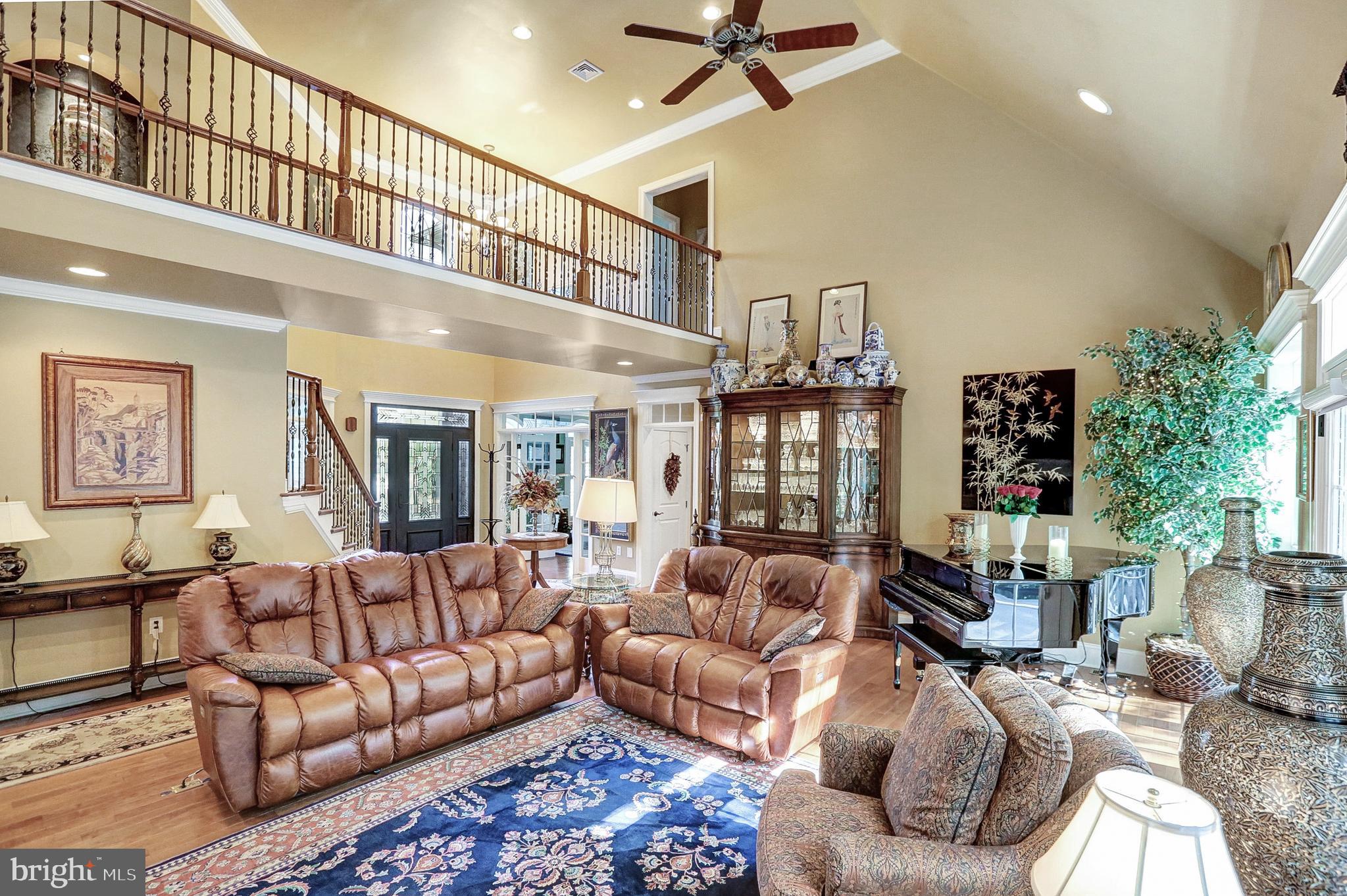 PINEHURST HILLS - Residential
