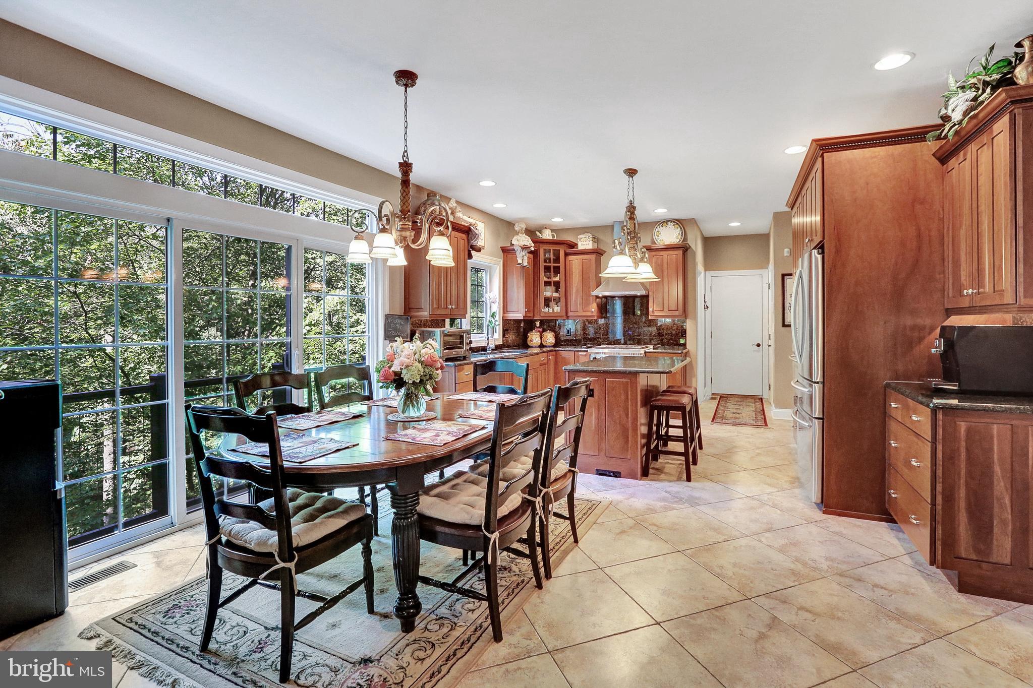 PINEHURST HILLS - Residential