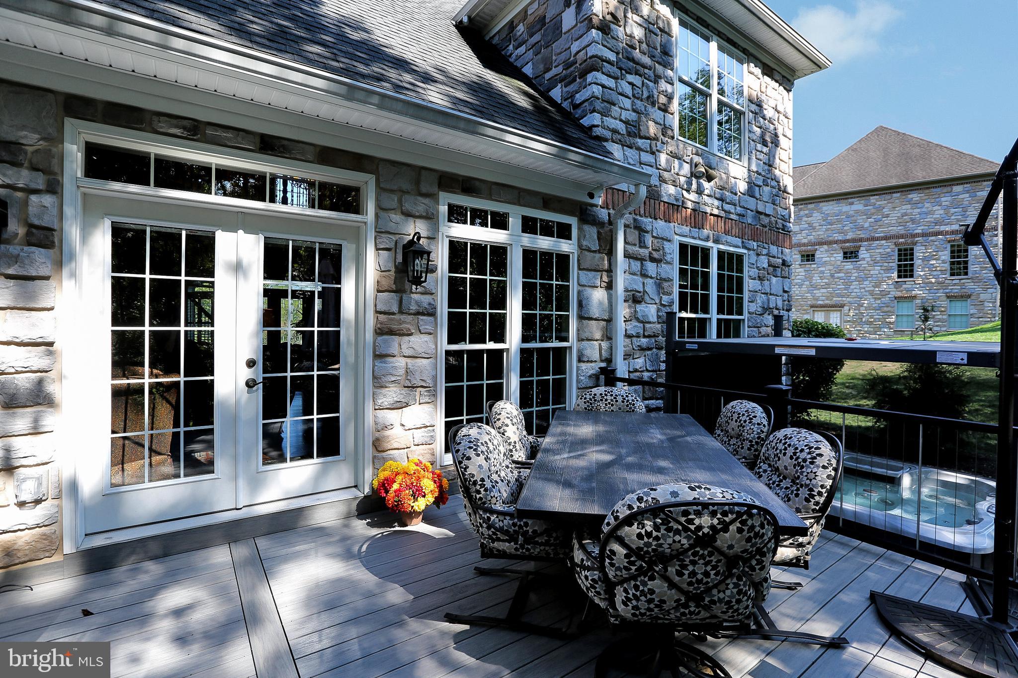 PINEHURST HILLS - Residential
