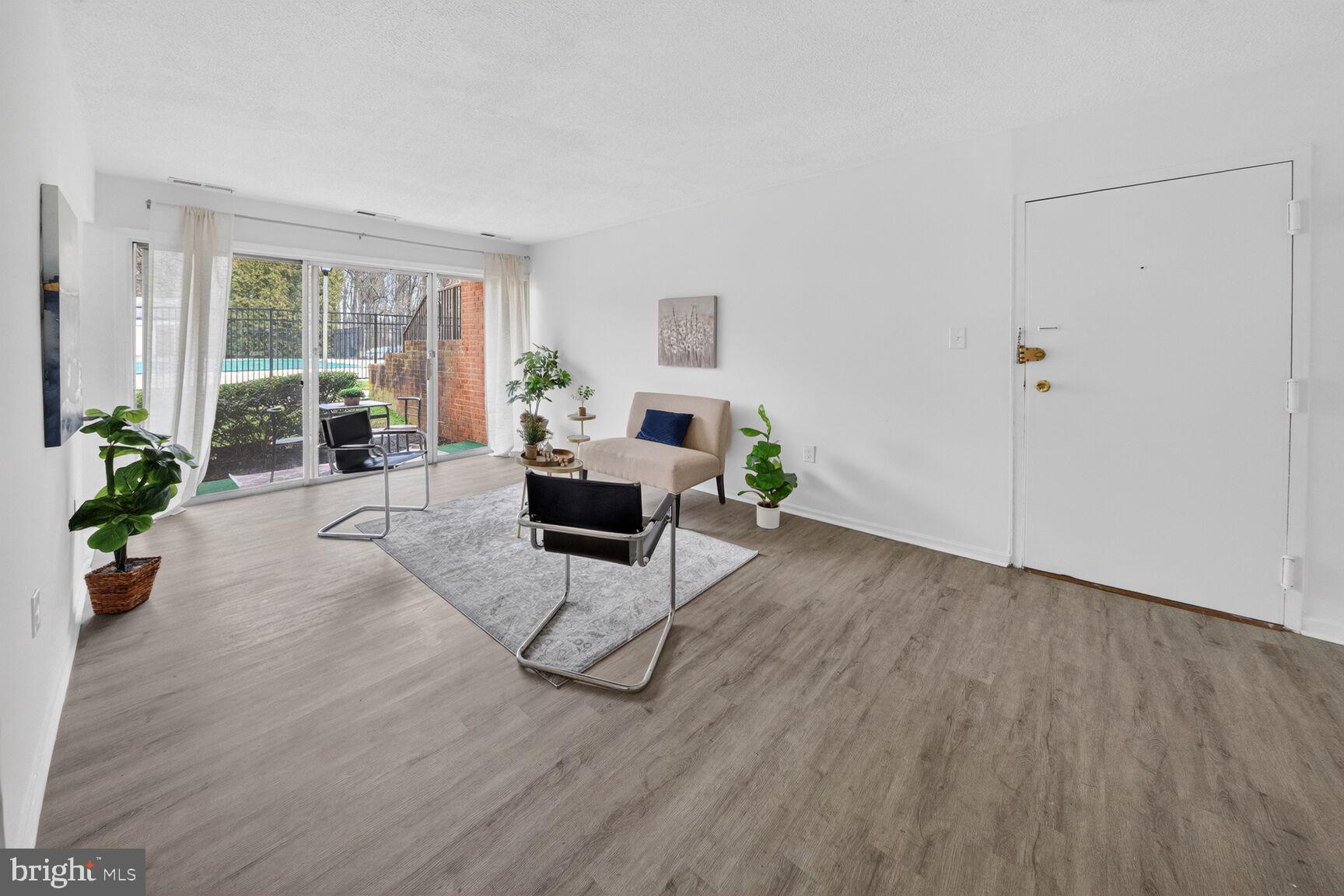 PLYMOUTH GARDENS - Residential