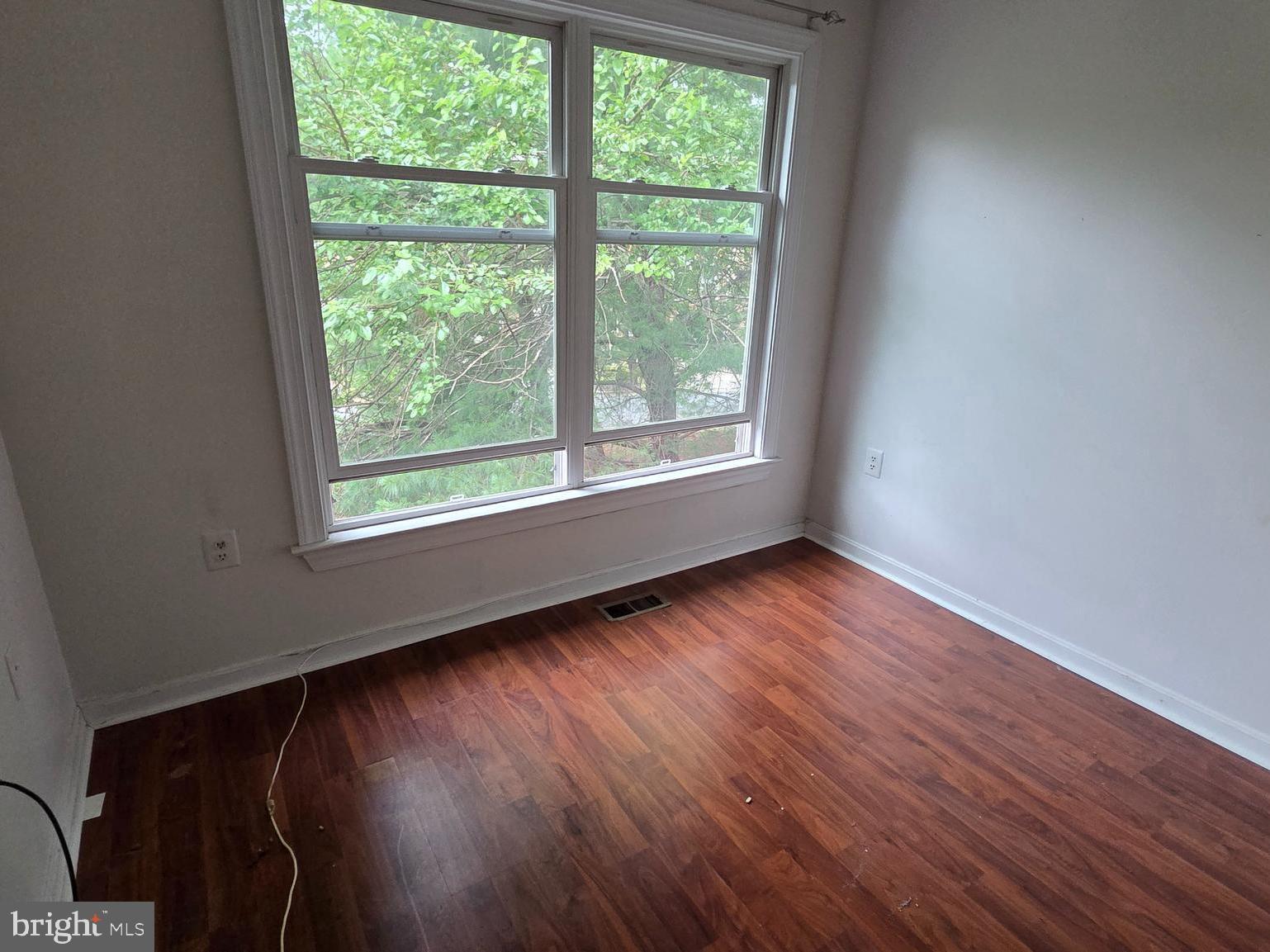 PT WHEATON OUT - Residential