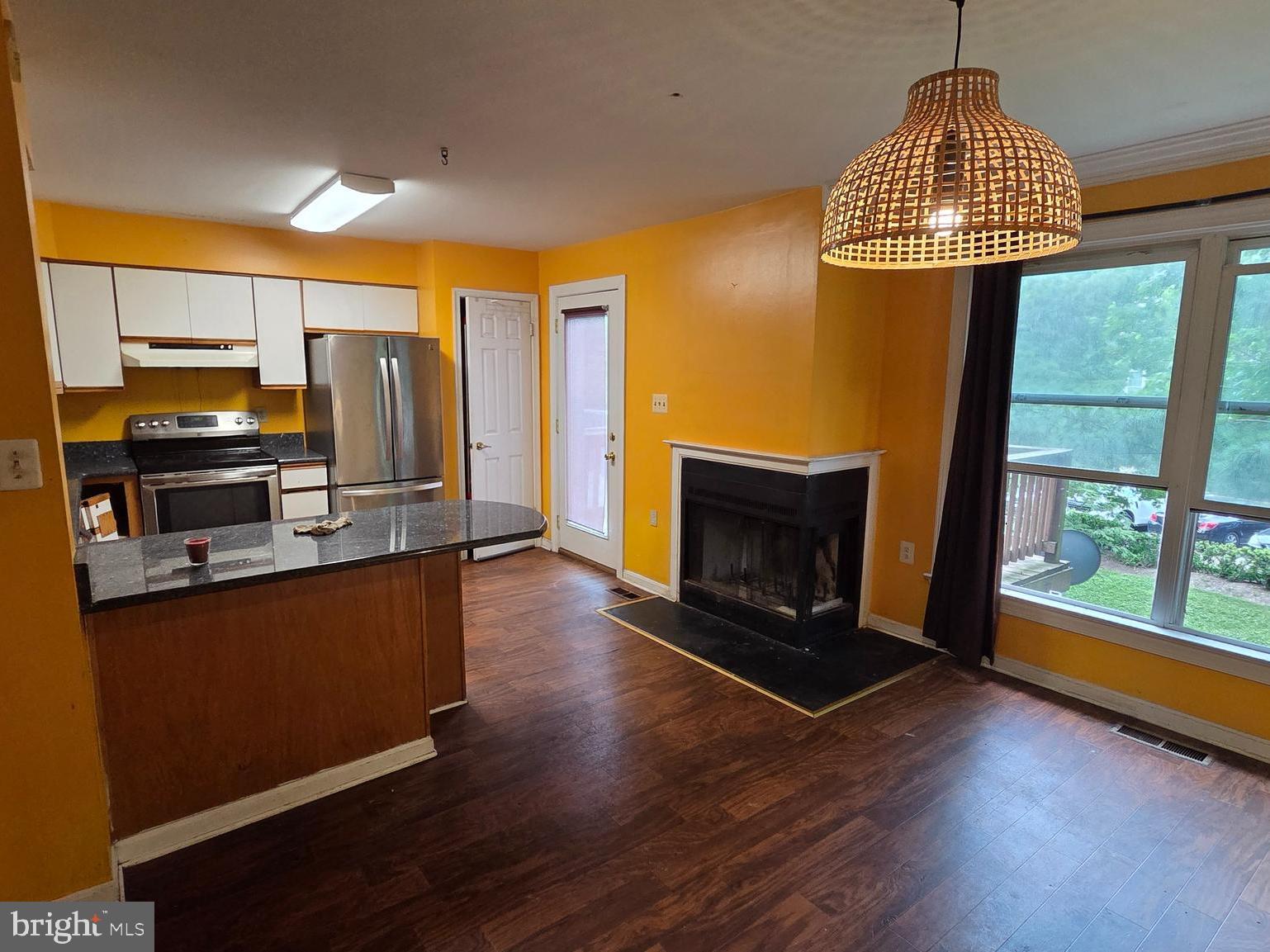 PT WHEATON OUT - Residential