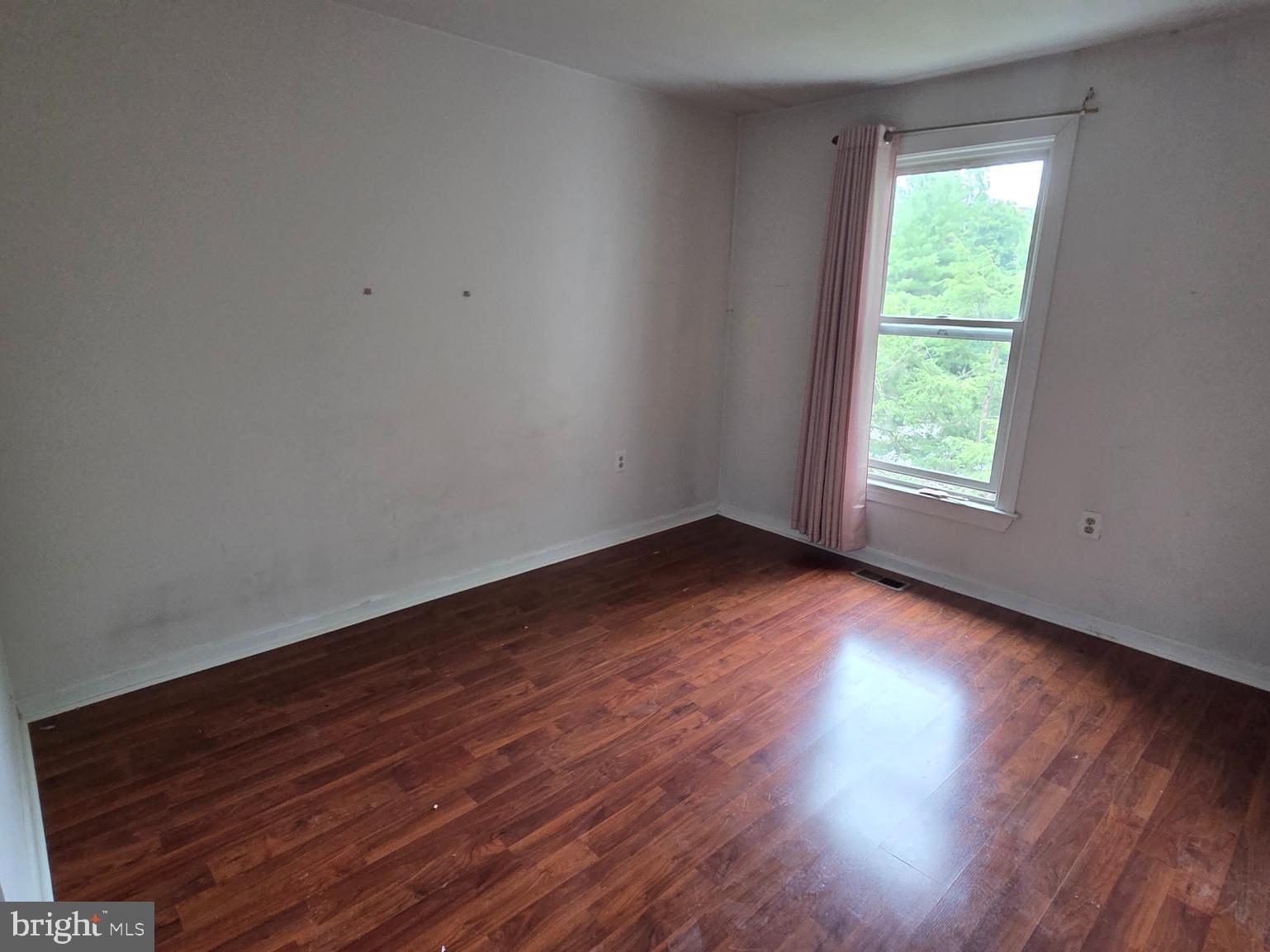 PT WHEATON OUT - Residential