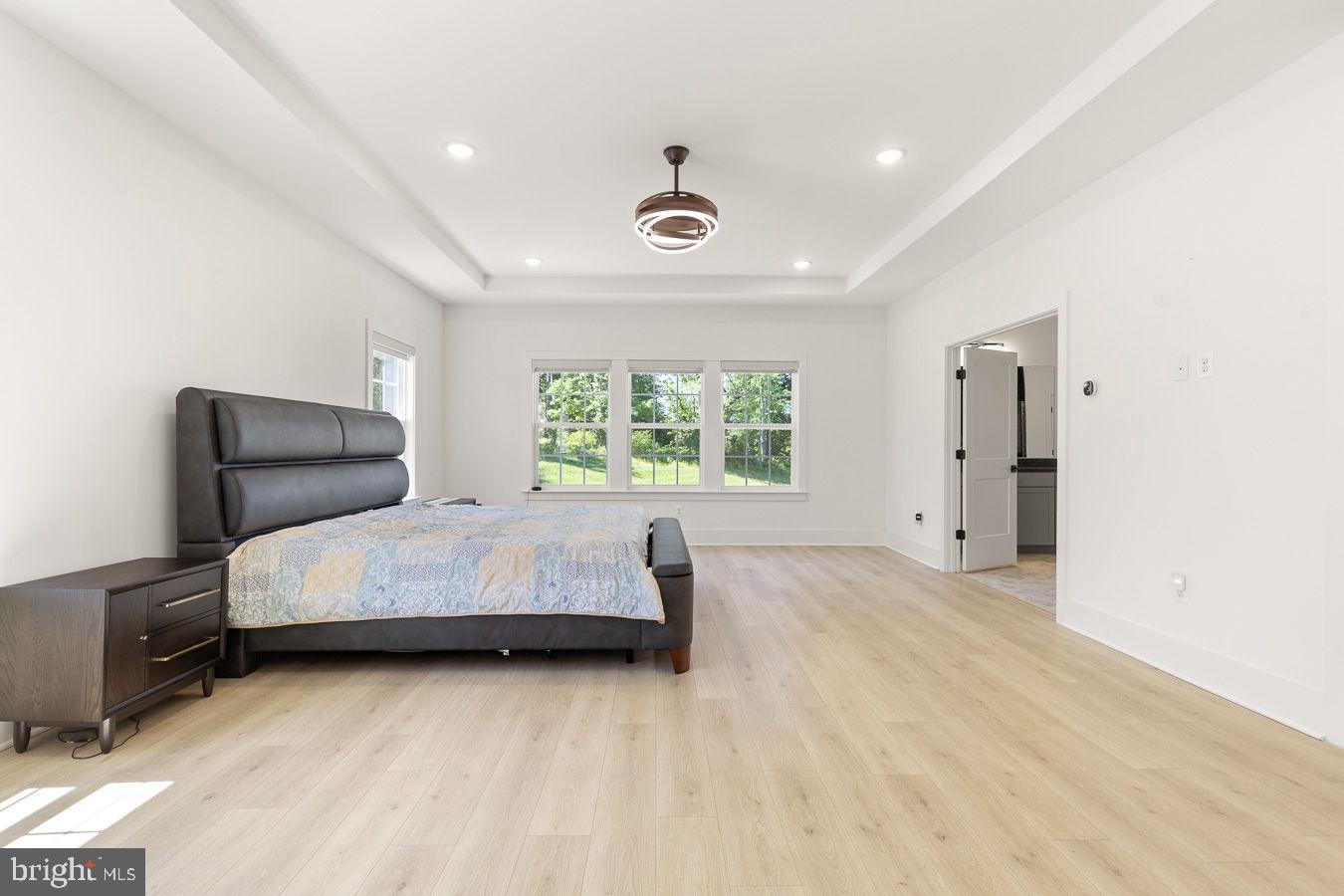 TANAGER - Residential