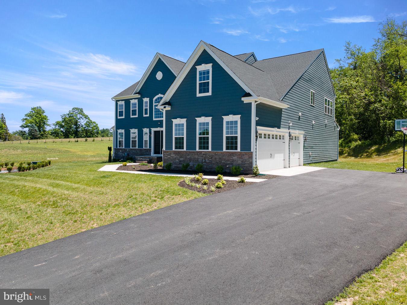 TANAGER - Residential