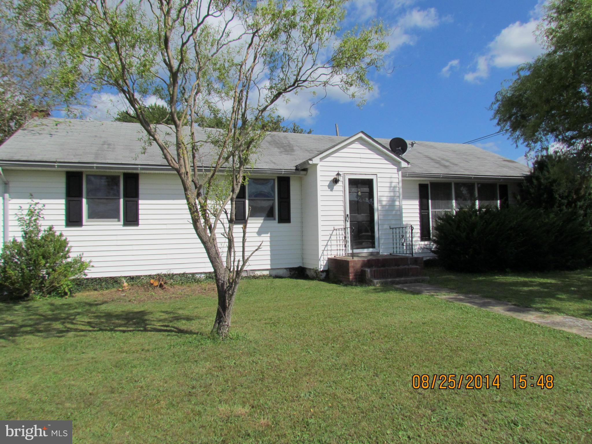 2 Bedroom 2 bath rambler with detached efficiency apartment conveniently located in Leonardtown. Be close to shopping, restaurants and schools in this renovated home.