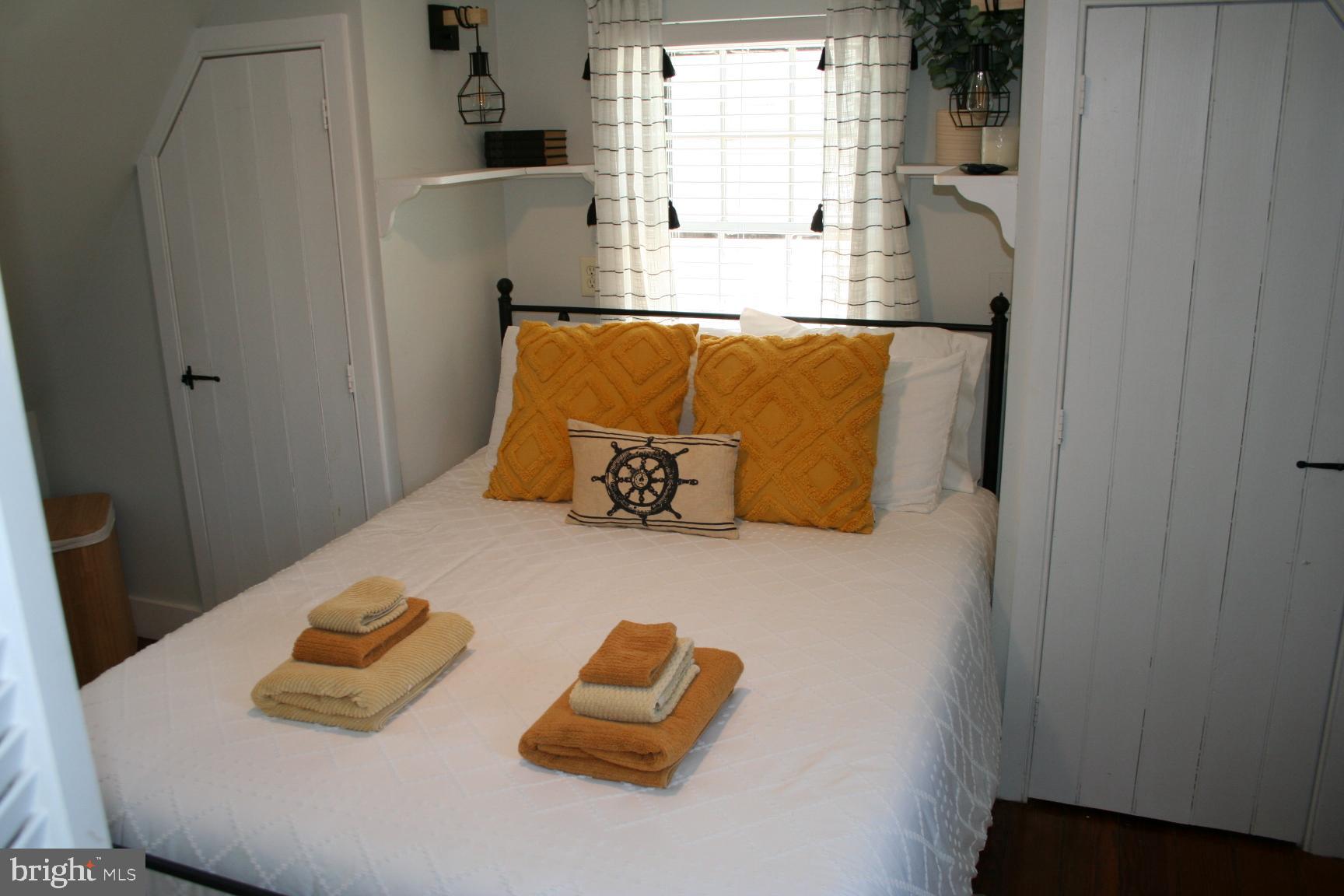 CENTREVILLE - Residential
