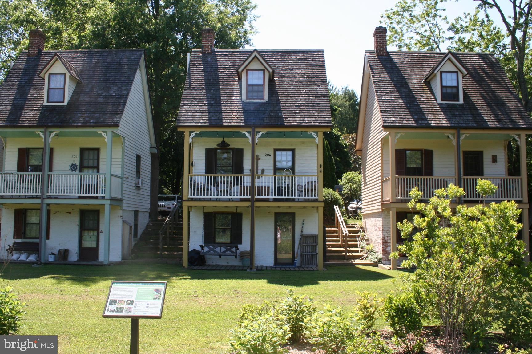 CENTREVILLE - Residential