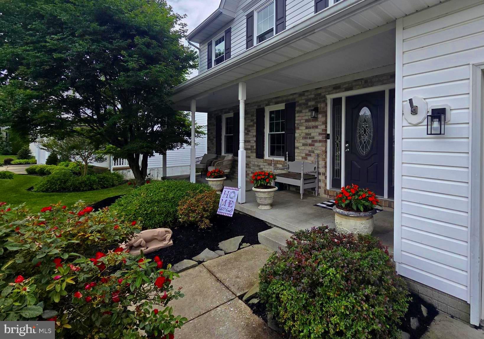FOREST LAKES - Residential